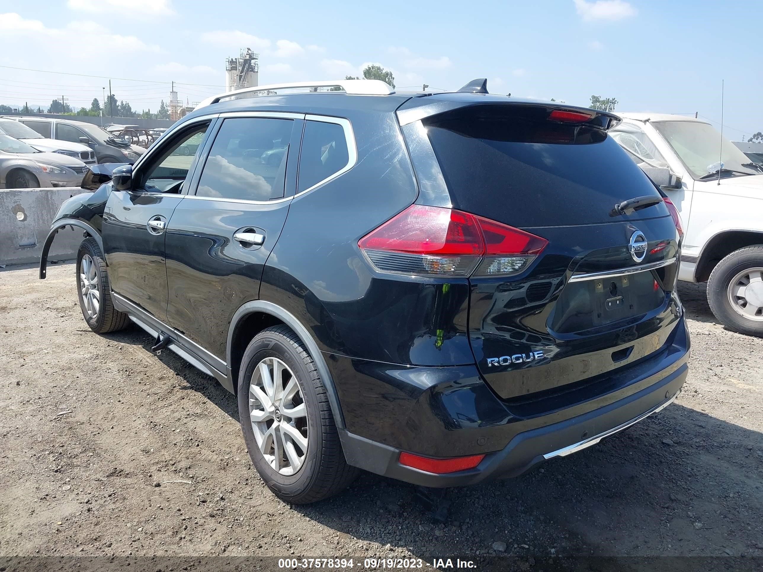 Photo 2 VIN: KNMAT2MTXLP526496 - NISSAN ROGUE 