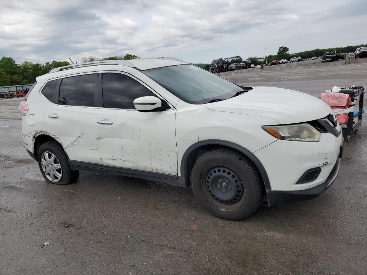 Photo 3 VIN: KNMAT2MV0GP633404 - NISSAN ROGUE 