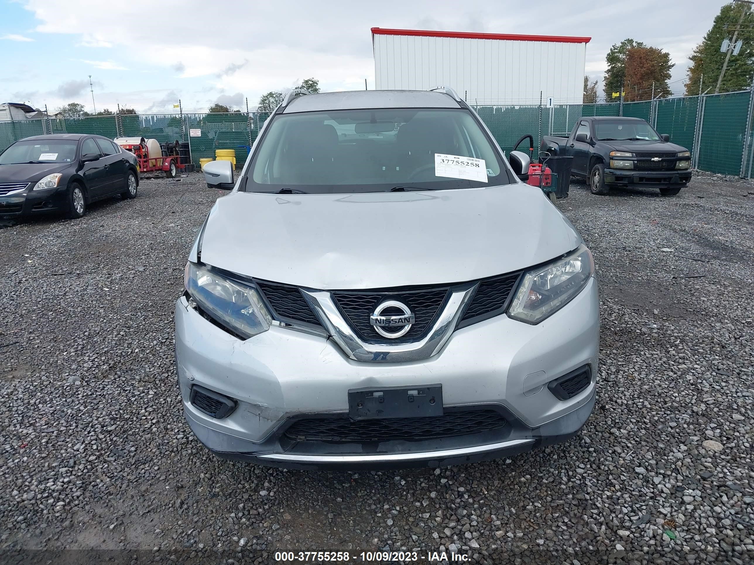 Photo 11 VIN: KNMAT2MV0GP672431 - NISSAN ROGUE 