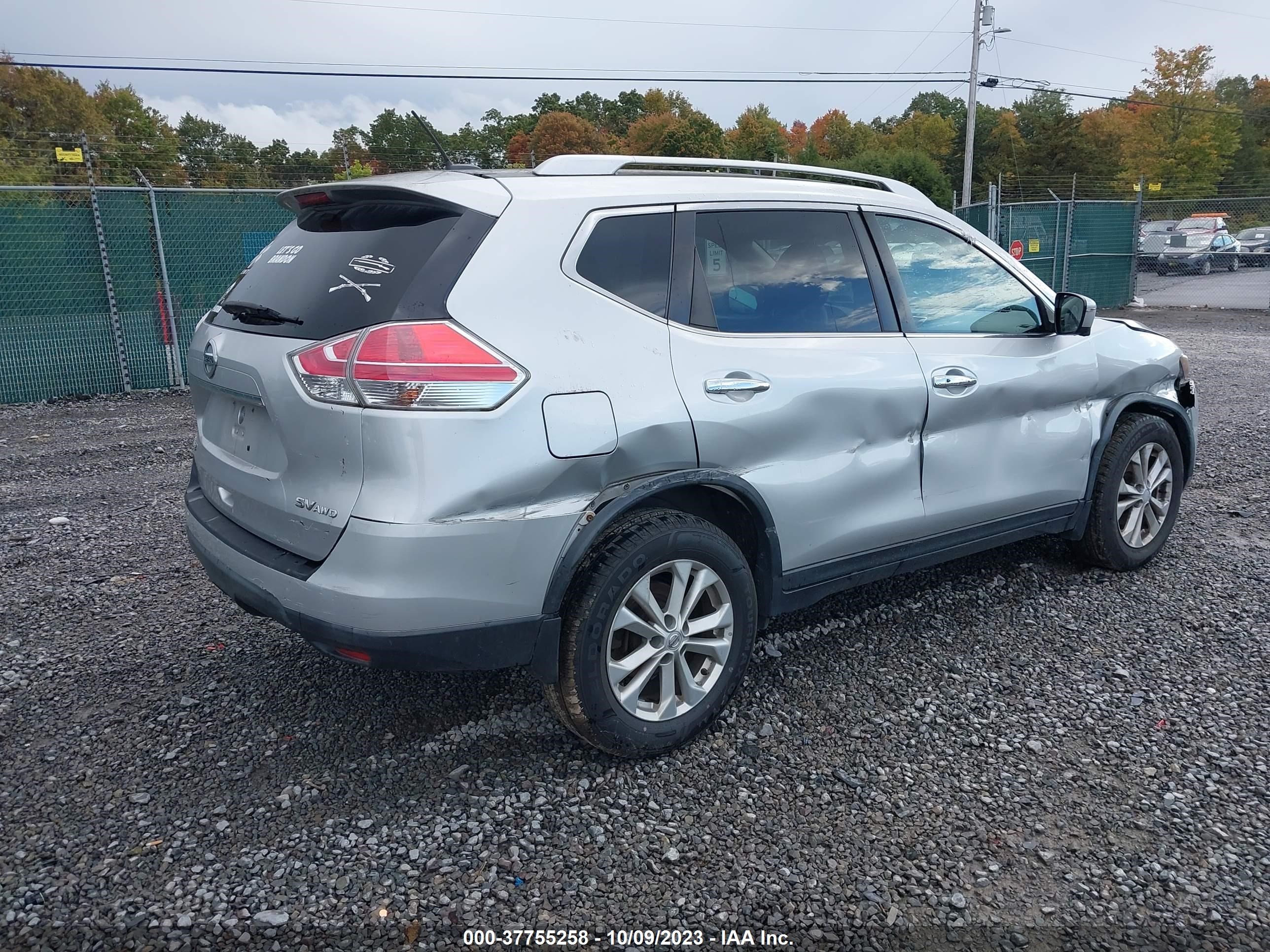 Photo 3 VIN: KNMAT2MV0GP672431 - NISSAN ROGUE 