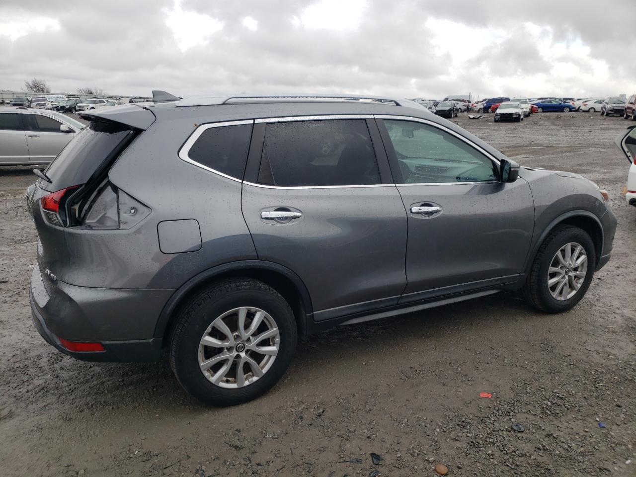 Photo 2 VIN: KNMAT2MV0JP558842 - NISSAN ROGUE 