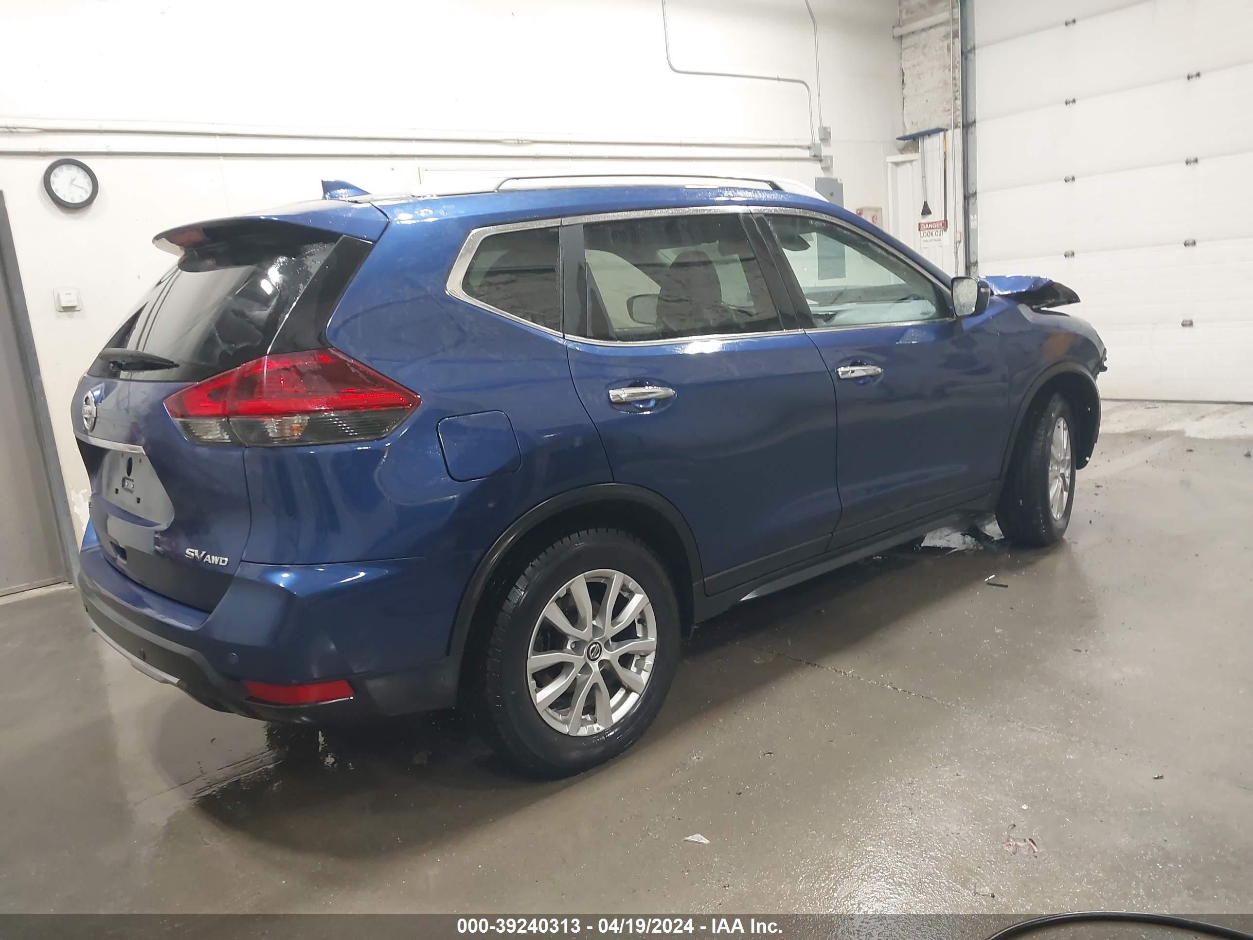 Photo 3 VIN: KNMAT2MV0KP534560 - NISSAN ROGUE 