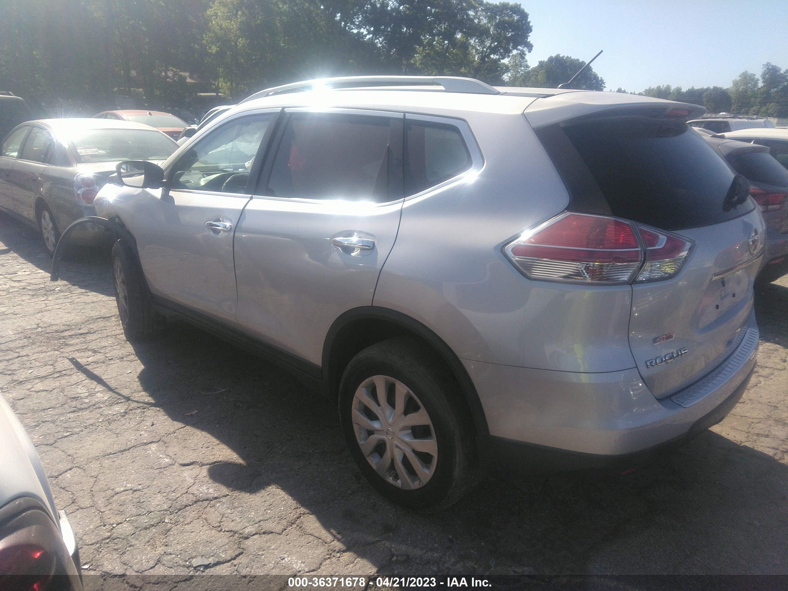 Photo 2 VIN: KNMAT2MV1FP522519 - NISSAN ROGUE 