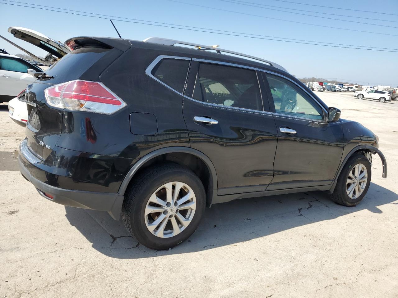 Photo 2 VIN: KNMAT2MV1FP587676 - NISSAN ROGUE 