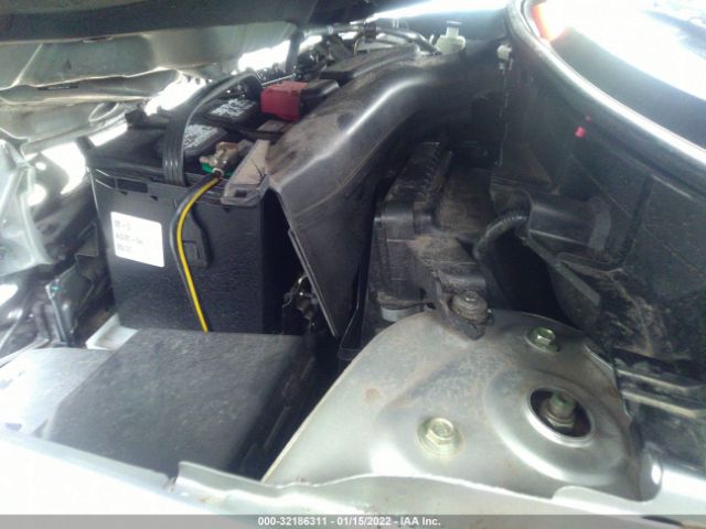 Photo 9 VIN: KNMAT2MV1GP600363 - NISSAN ROGUE 