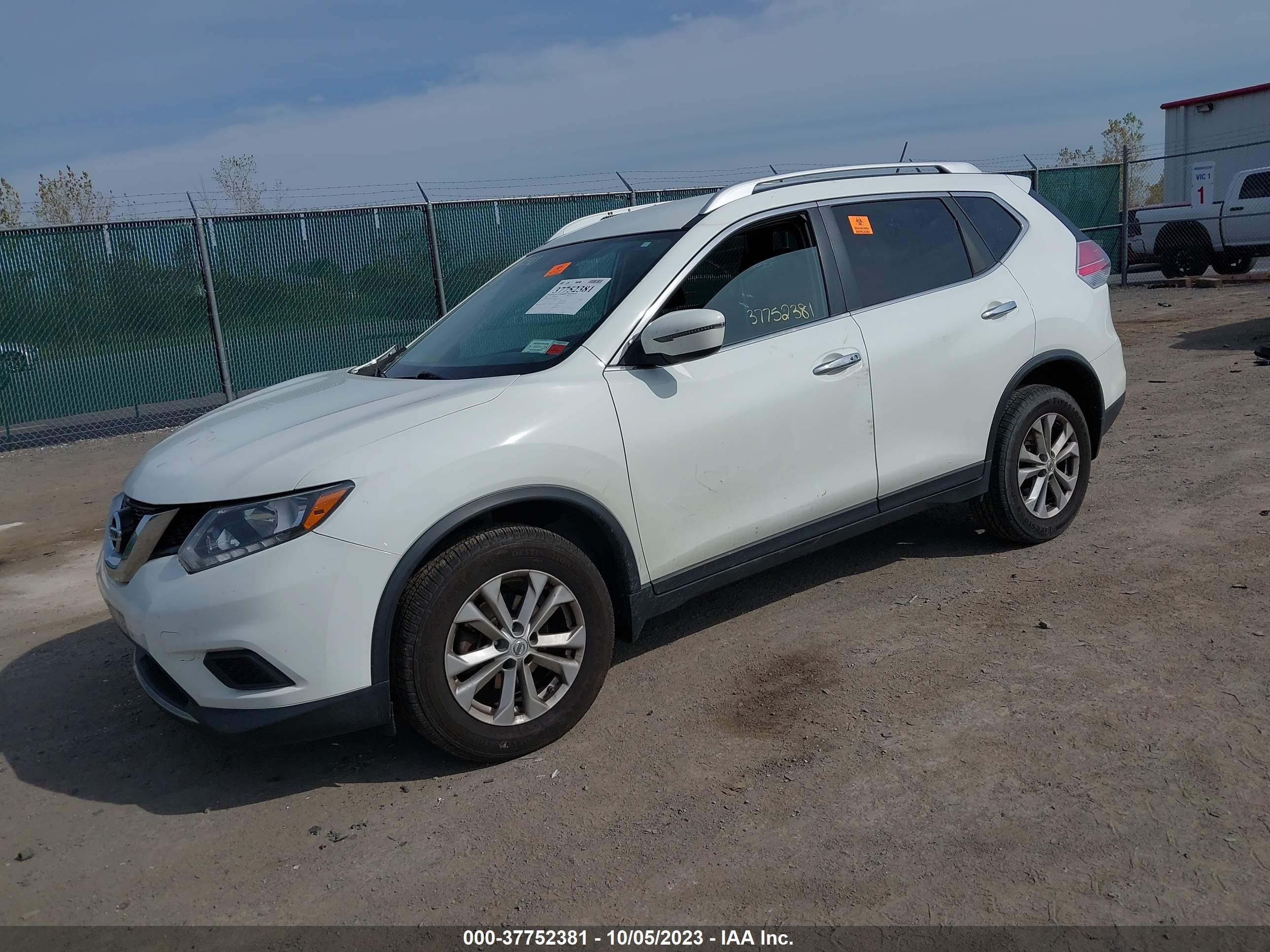 Photo 1 VIN: KNMAT2MV1GP638143 - NISSAN ROGUE 