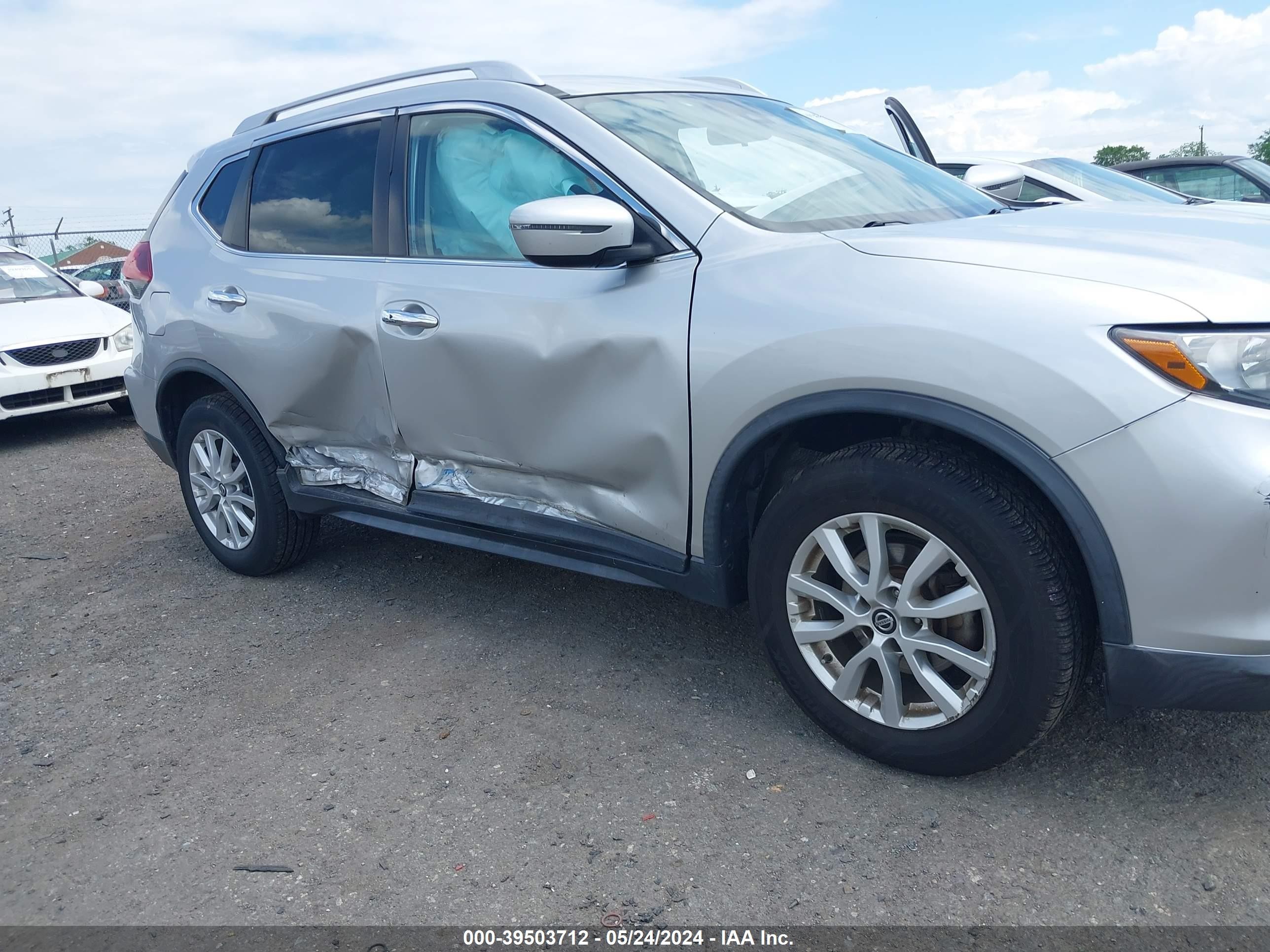 Photo 5 VIN: KNMAT2MV1KP508968 - NISSAN ROGUE 