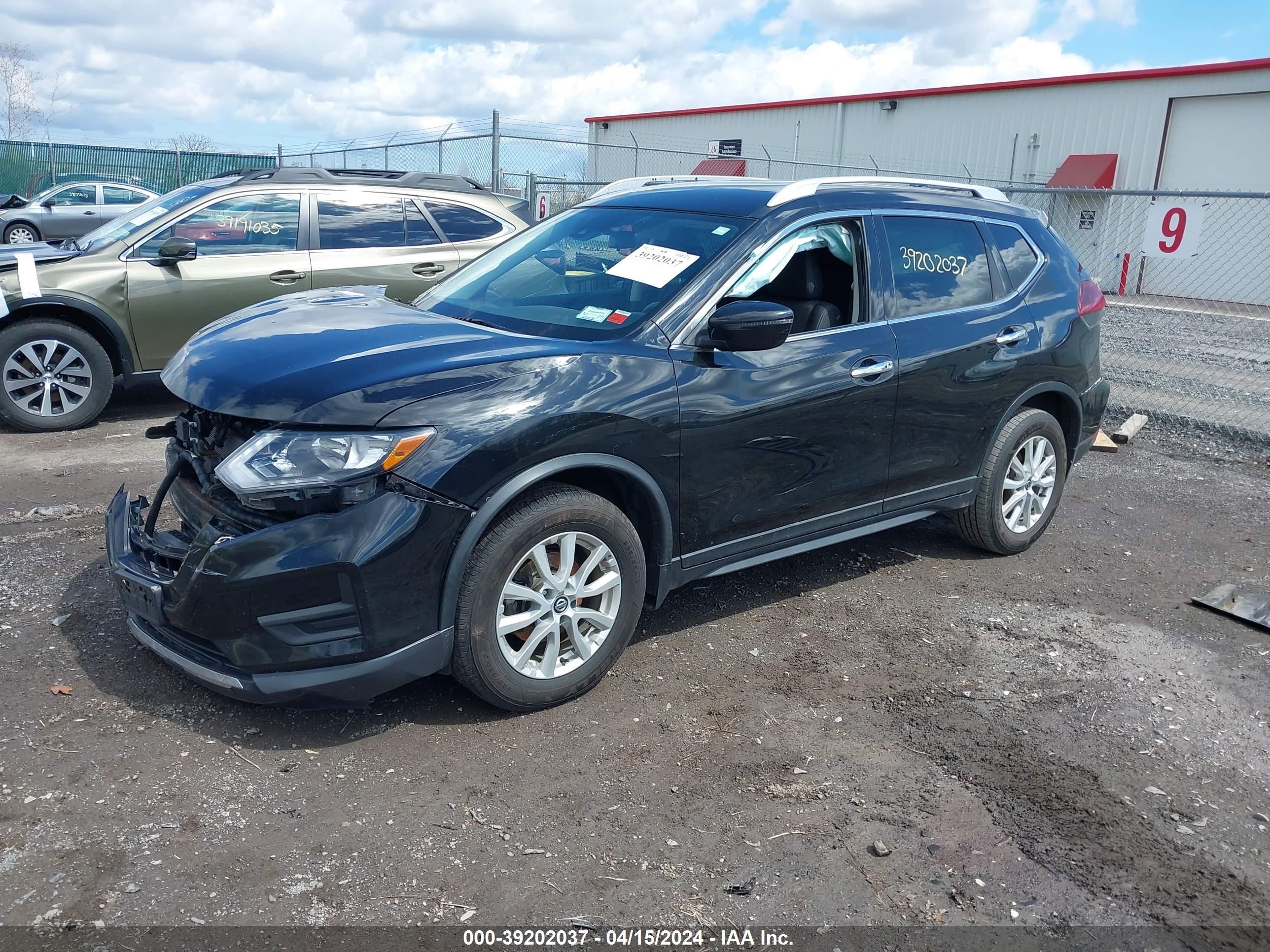 Photo 1 VIN: KNMAT2MV1KP543977 - NISSAN ROGUE 