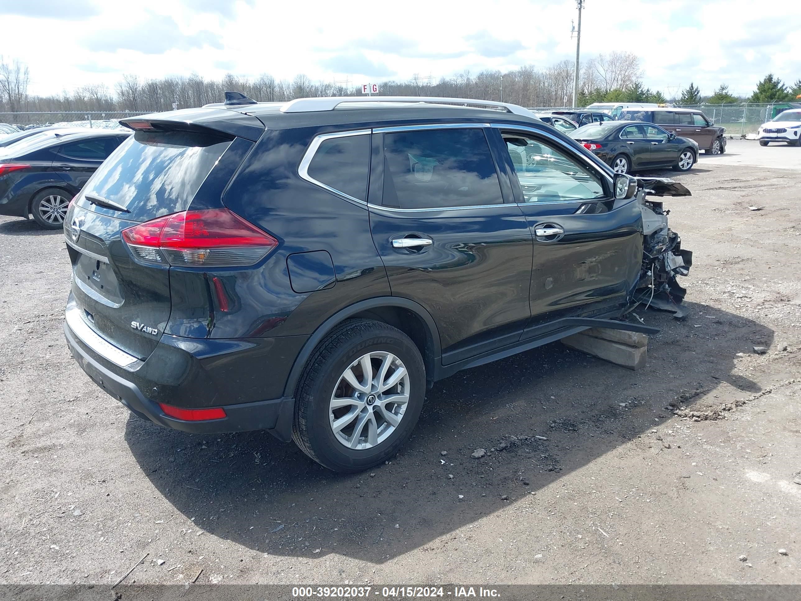 Photo 3 VIN: KNMAT2MV1KP543977 - NISSAN ROGUE 