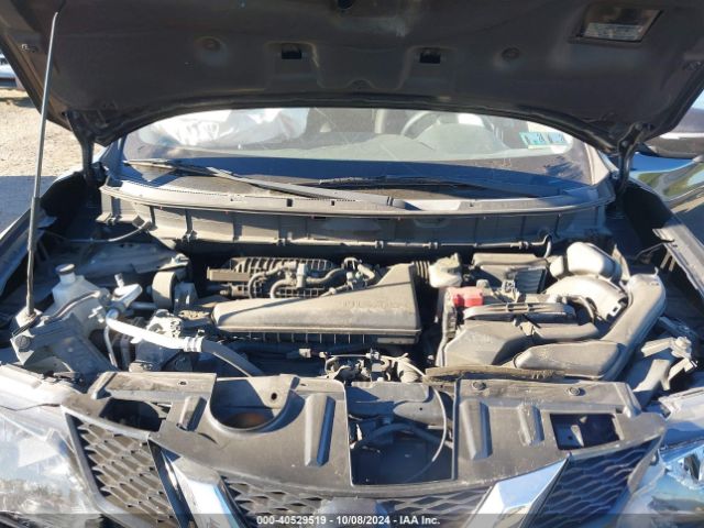 Photo 9 VIN: KNMAT2MV2FP525428 - NISSAN ROGUE 