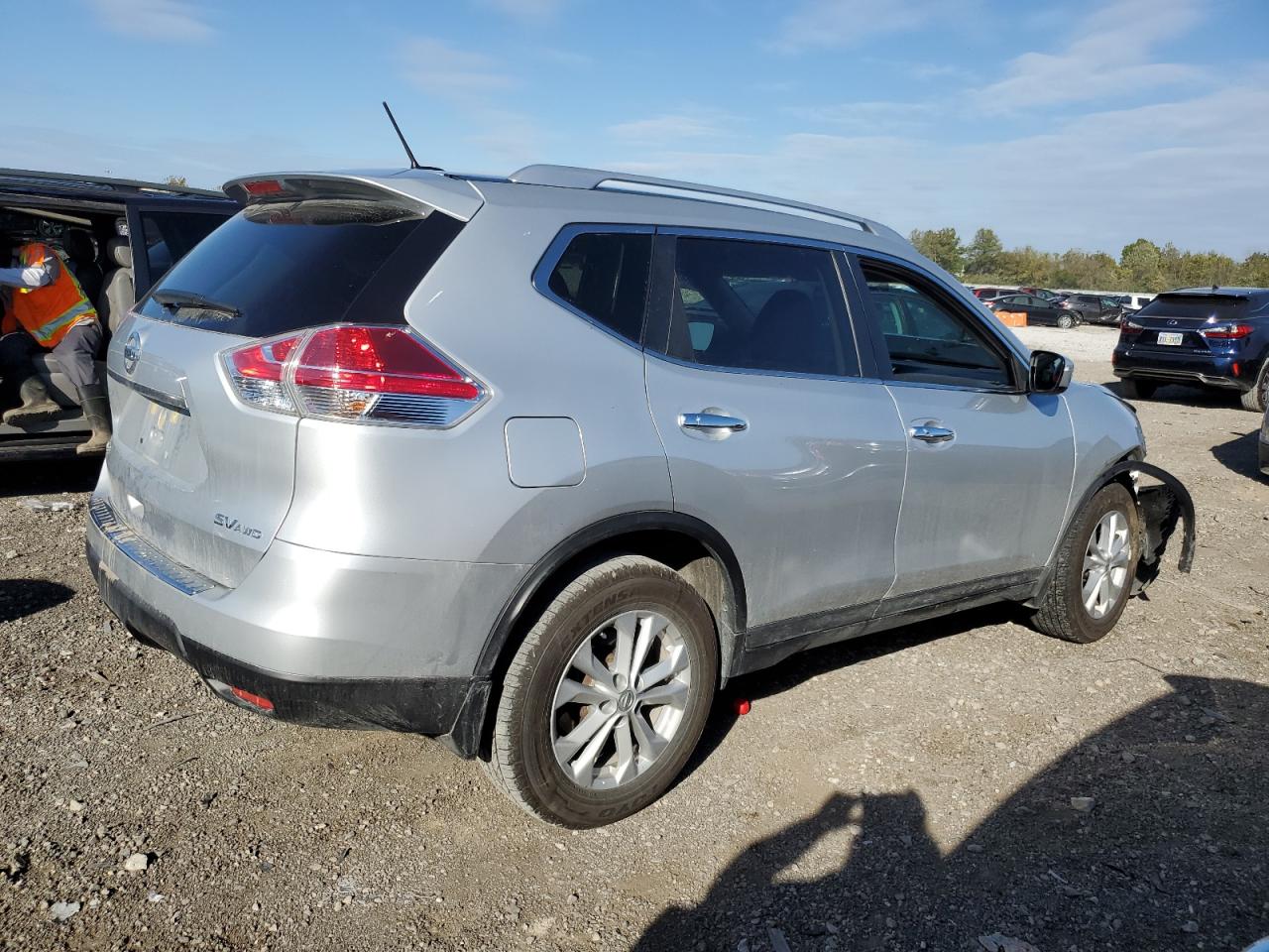 Photo 14 VIN: KNMAT2MV2FP531181 - NISSAN ROGUE S 