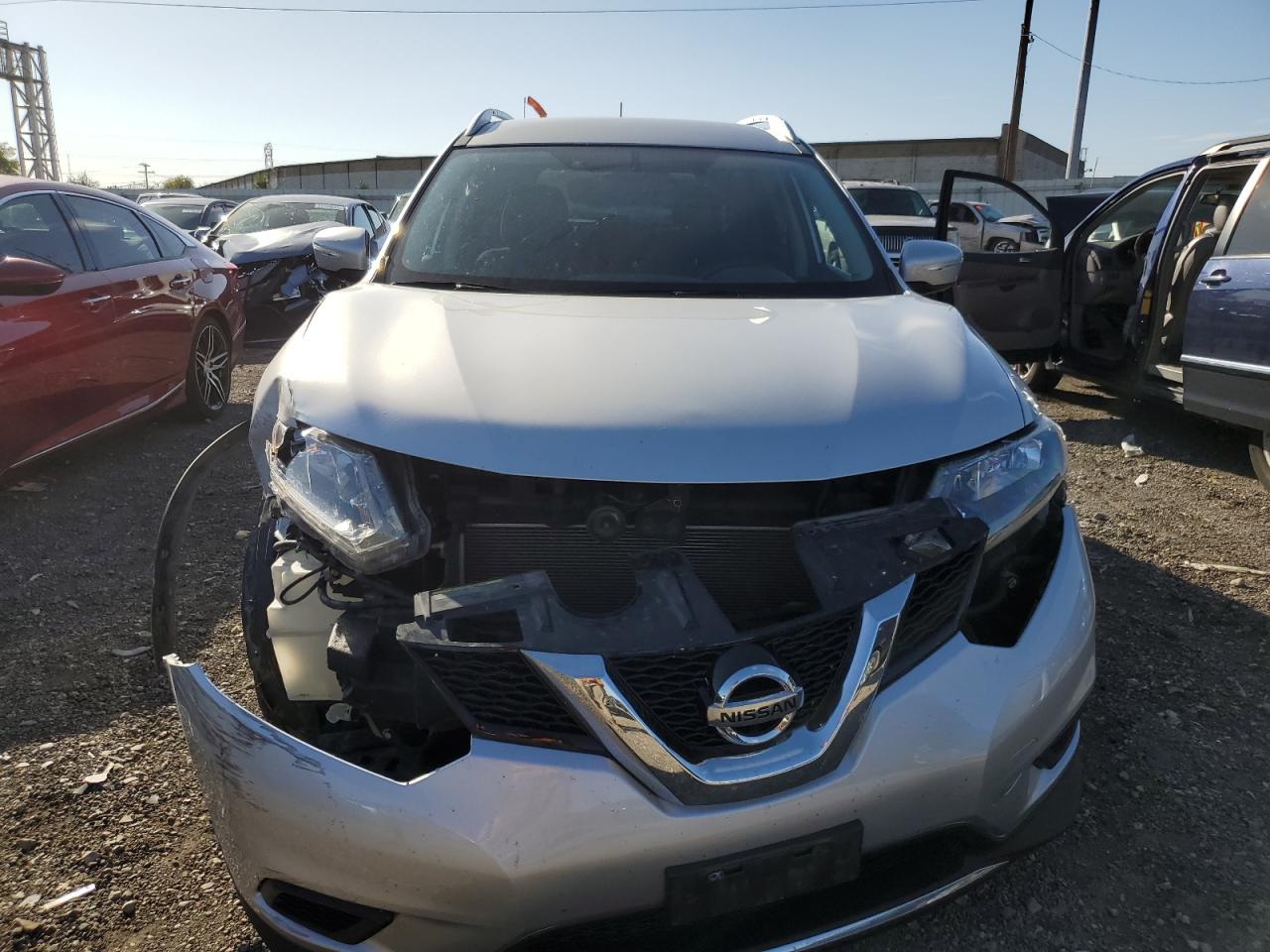 Photo 16 VIN: KNMAT2MV2FP531181 - NISSAN ROGUE S 