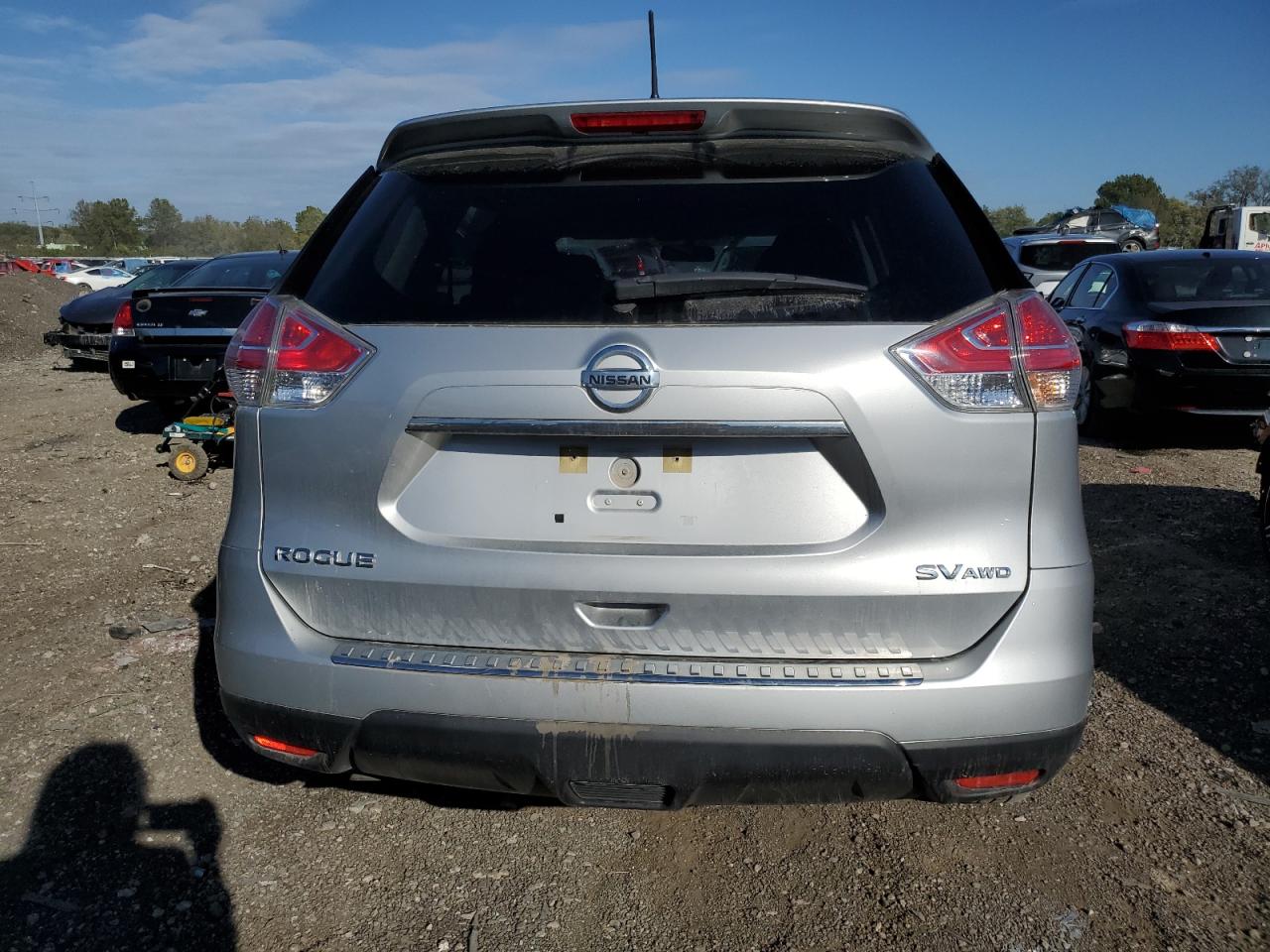 Photo 17 VIN: KNMAT2MV2FP531181 - NISSAN ROGUE S 