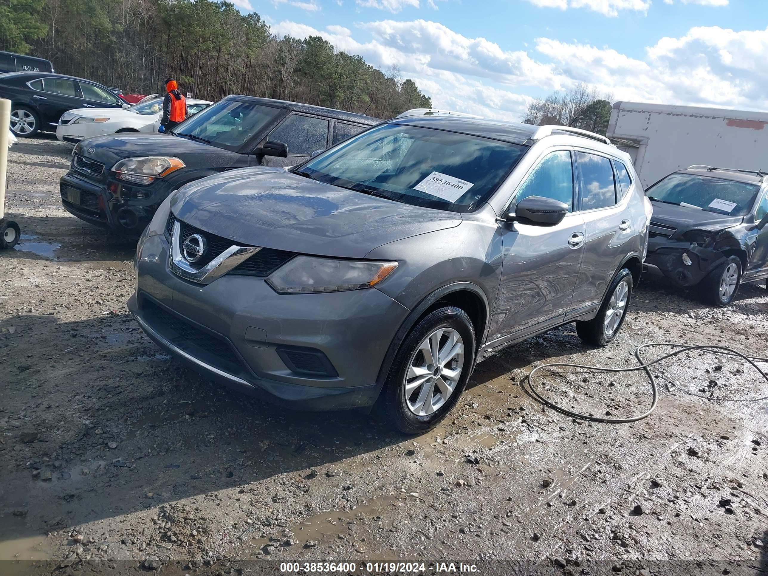 Photo 1 VIN: KNMAT2MV2GP611890 - NISSAN ROGUE 