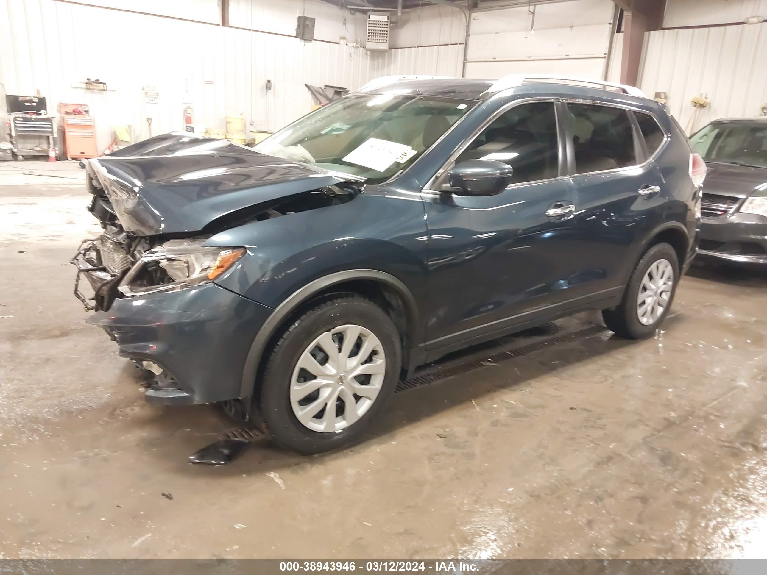 Photo 1 VIN: KNMAT2MV2GP737909 - NISSAN ROGUE 