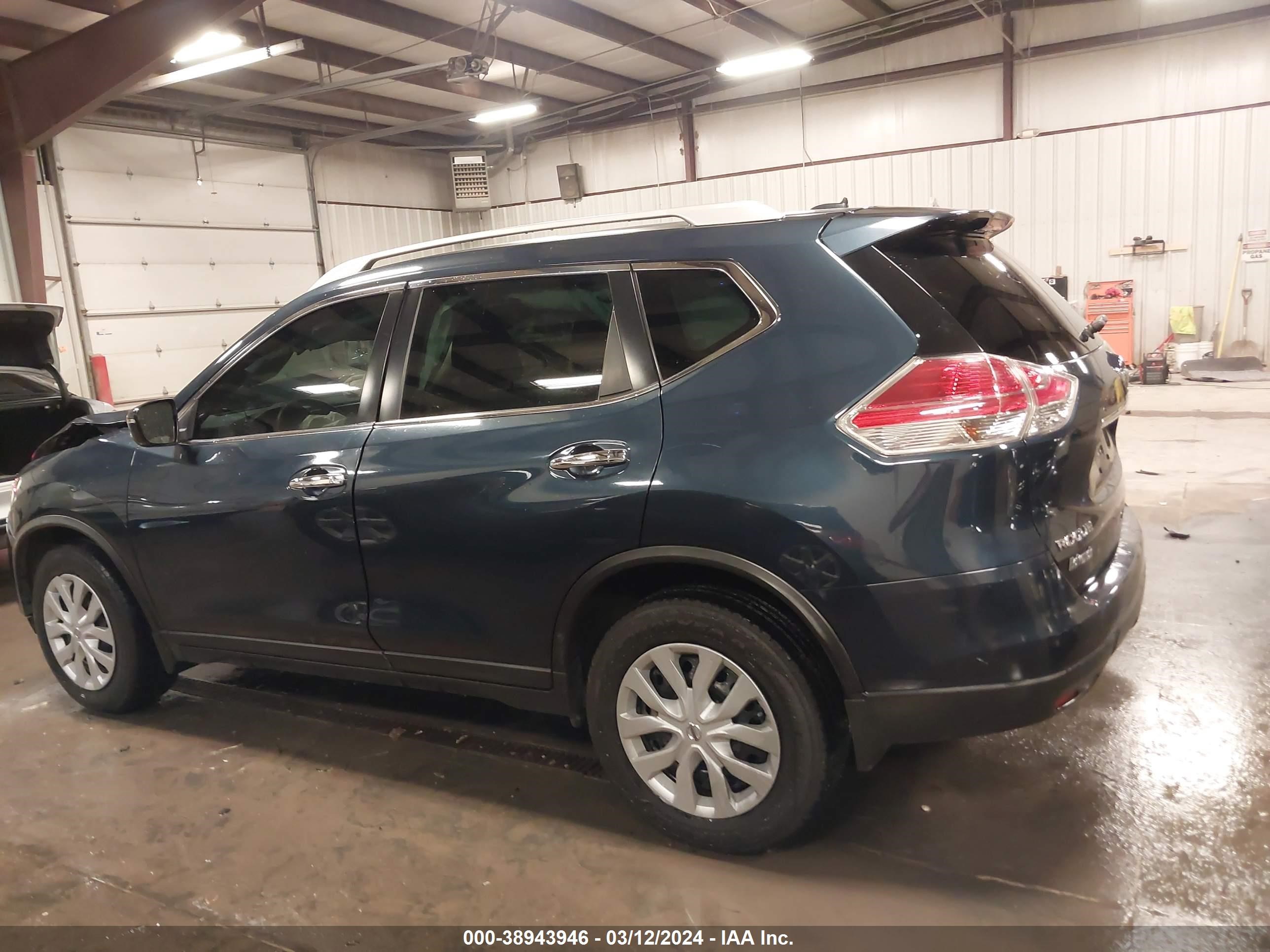 Photo 13 VIN: KNMAT2MV2GP737909 - NISSAN ROGUE 