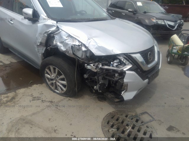 Photo 5 VIN: KNMAT2MV2HP618162 - NISSAN ROGUE 