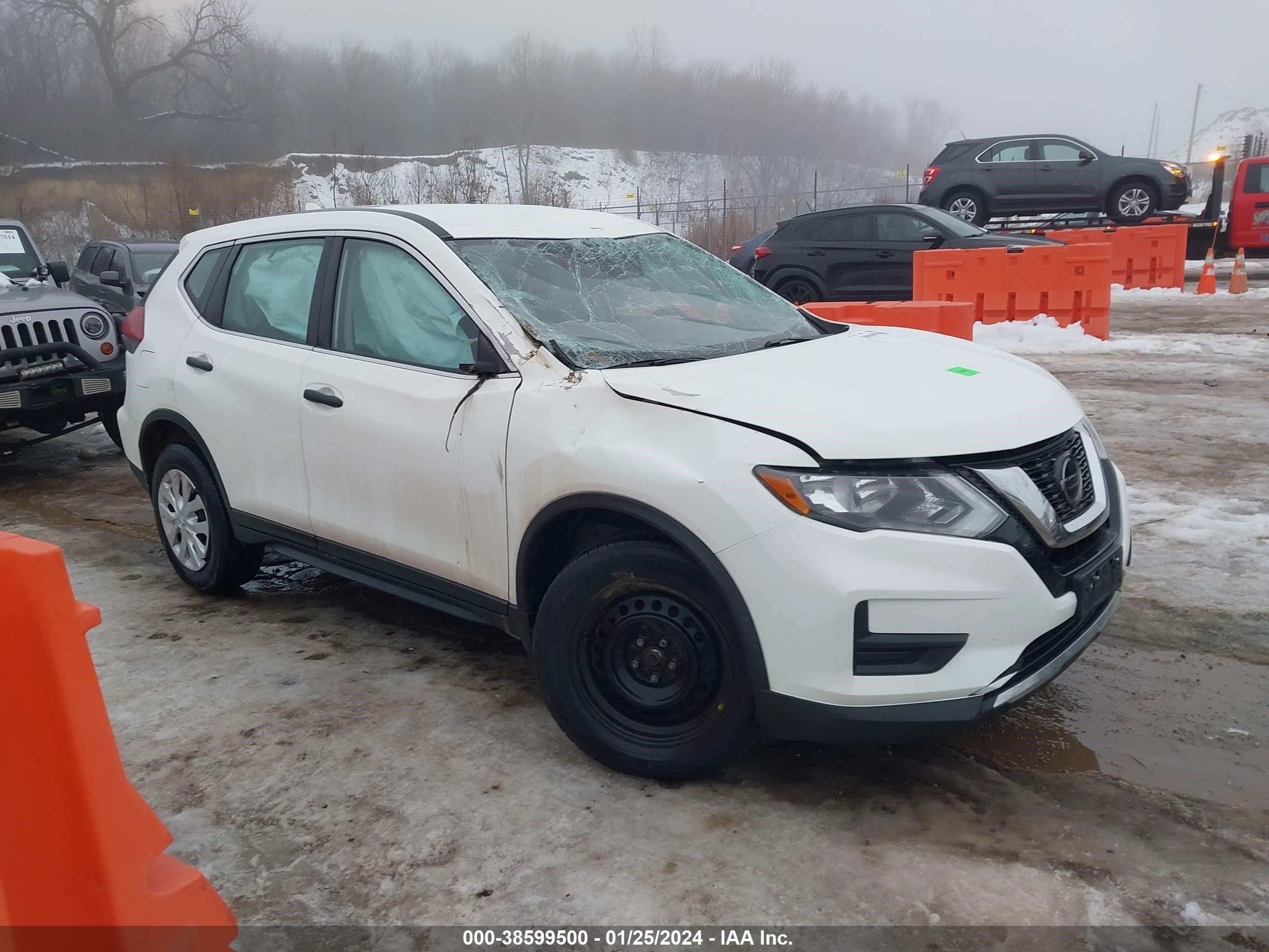 Photo 0 VIN: KNMAT2MV2JP571883 - NISSAN ROGUE 