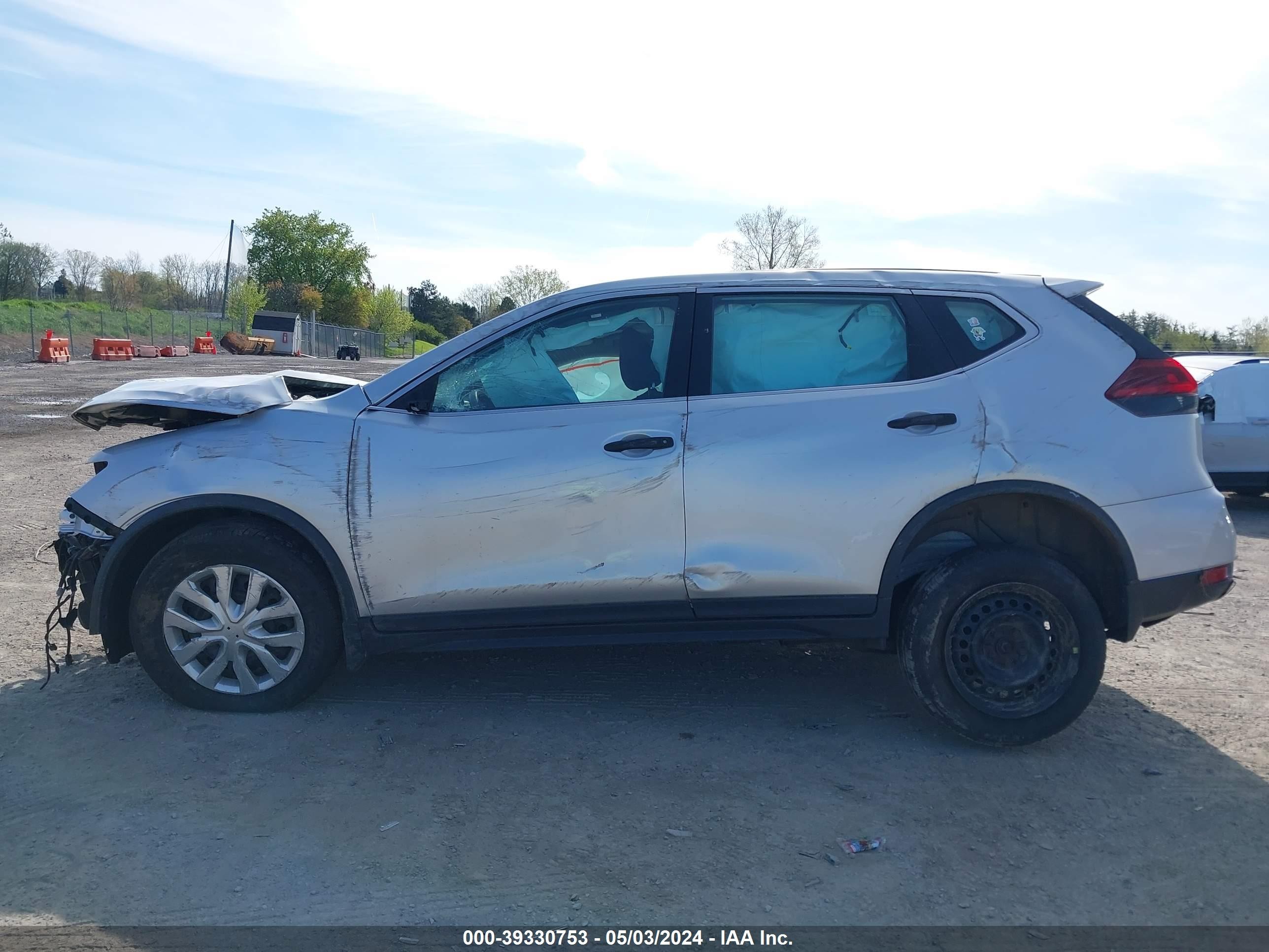 Photo 13 VIN: KNMAT2MV2JP585203 - NISSAN ROGUE 