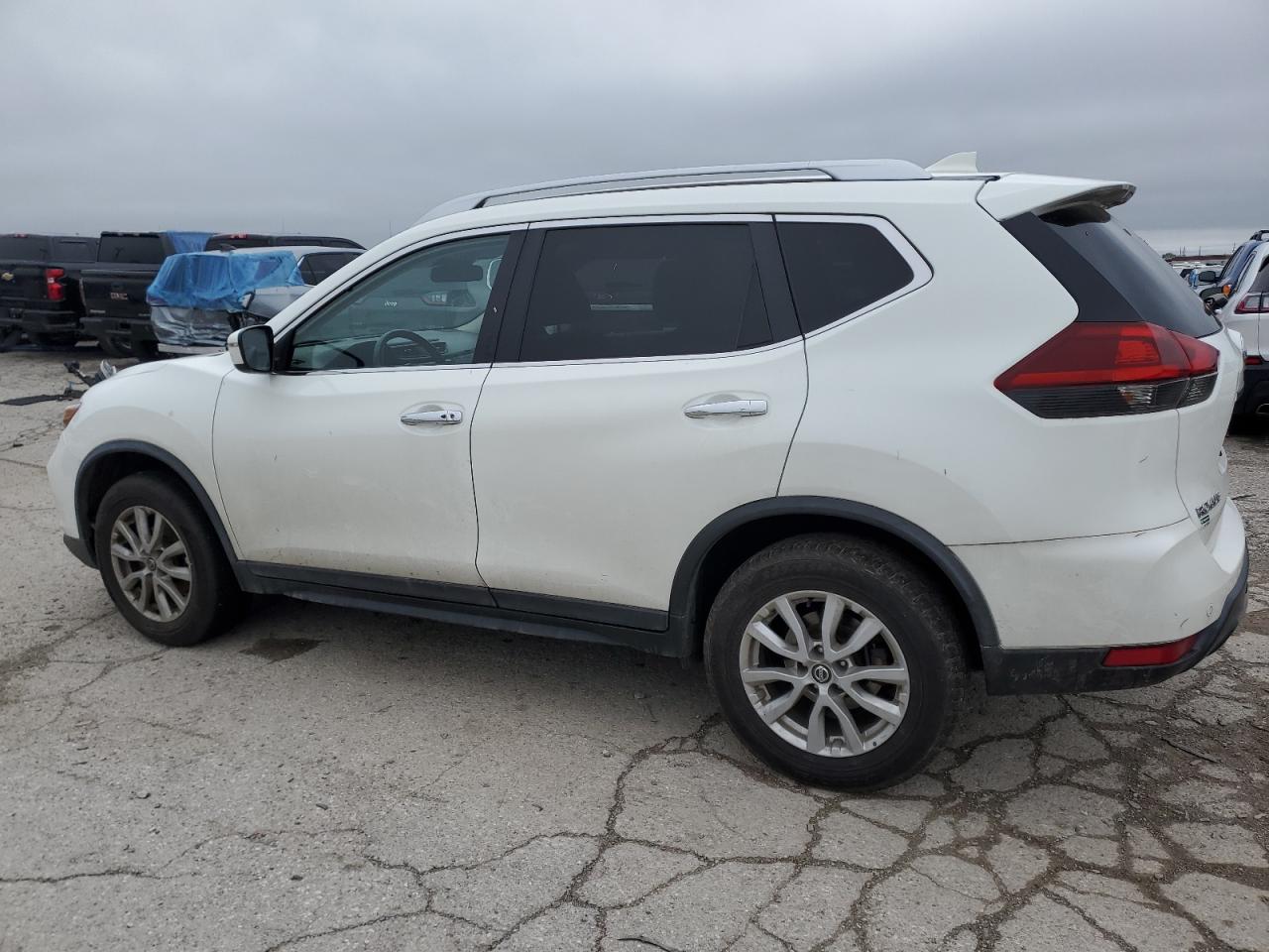 Photo 1 VIN: KNMAT2MV2KP540182 - NISSAN ROGUE 