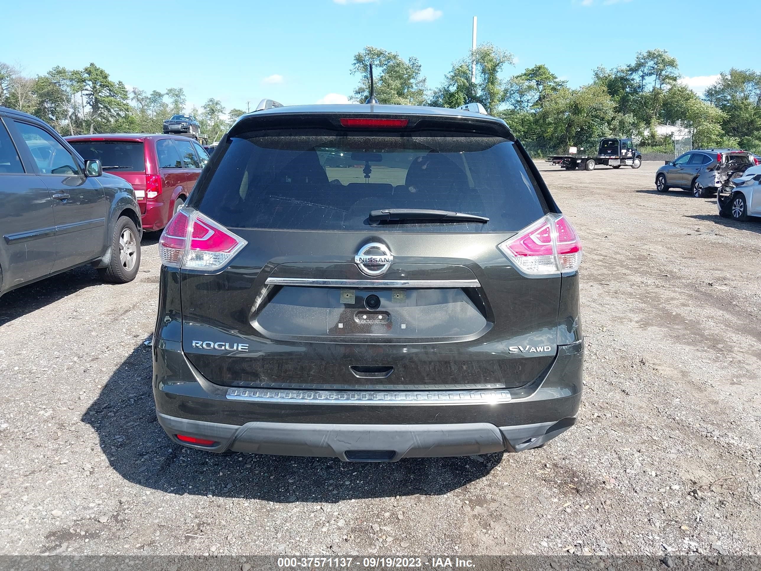 Photo 16 VIN: KNMAT2MV3GP735215 - NISSAN ROGUE 