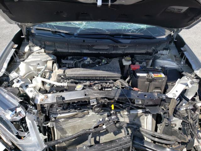 Photo 6 VIN: KNMAT2MV3HP608384 - NISSAN ROGUE 