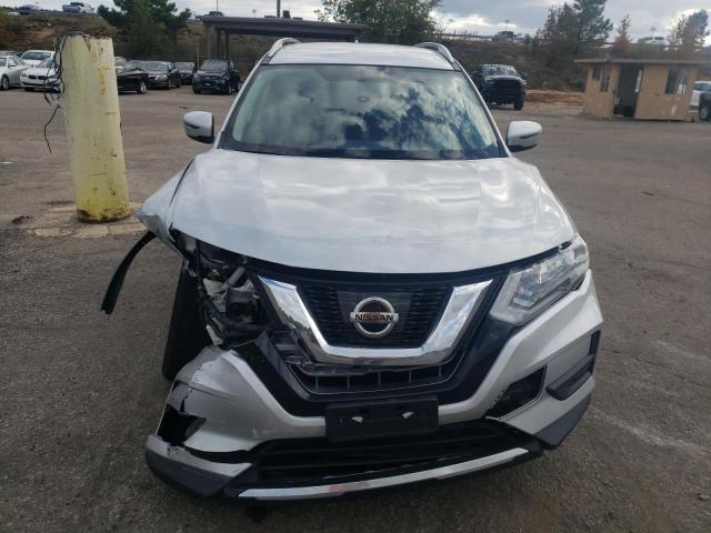 Photo 4 VIN: KNMAT2MV3HP609132 - NISSAN ROGUE 