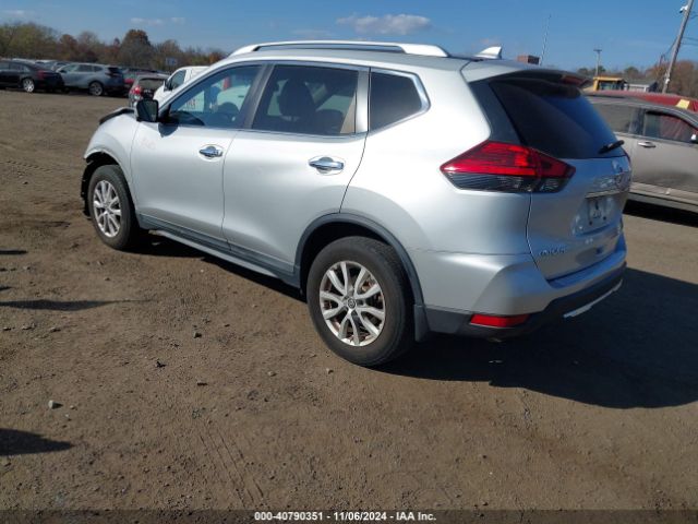 Photo 2 VIN: KNMAT2MV3HP618901 - NISSAN ROGUE 