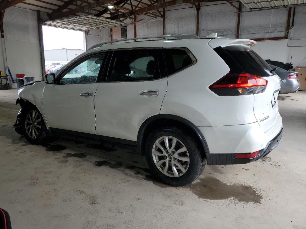 Photo 1 VIN: KNMAT2MV3KP518370 - NISSAN ROGUE 