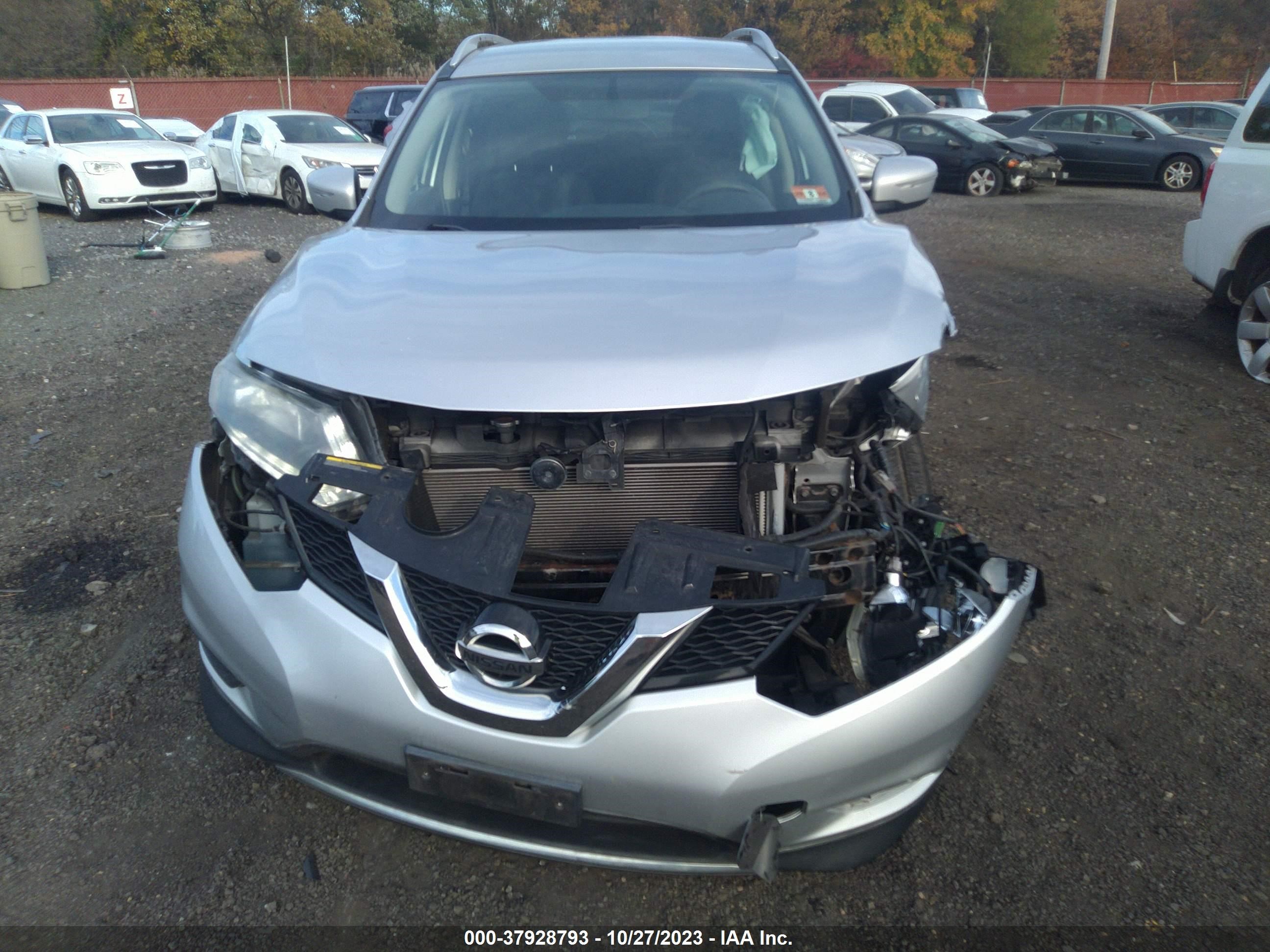 Photo 11 VIN: KNMAT2MV4FP510171 - NISSAN ROGUE 