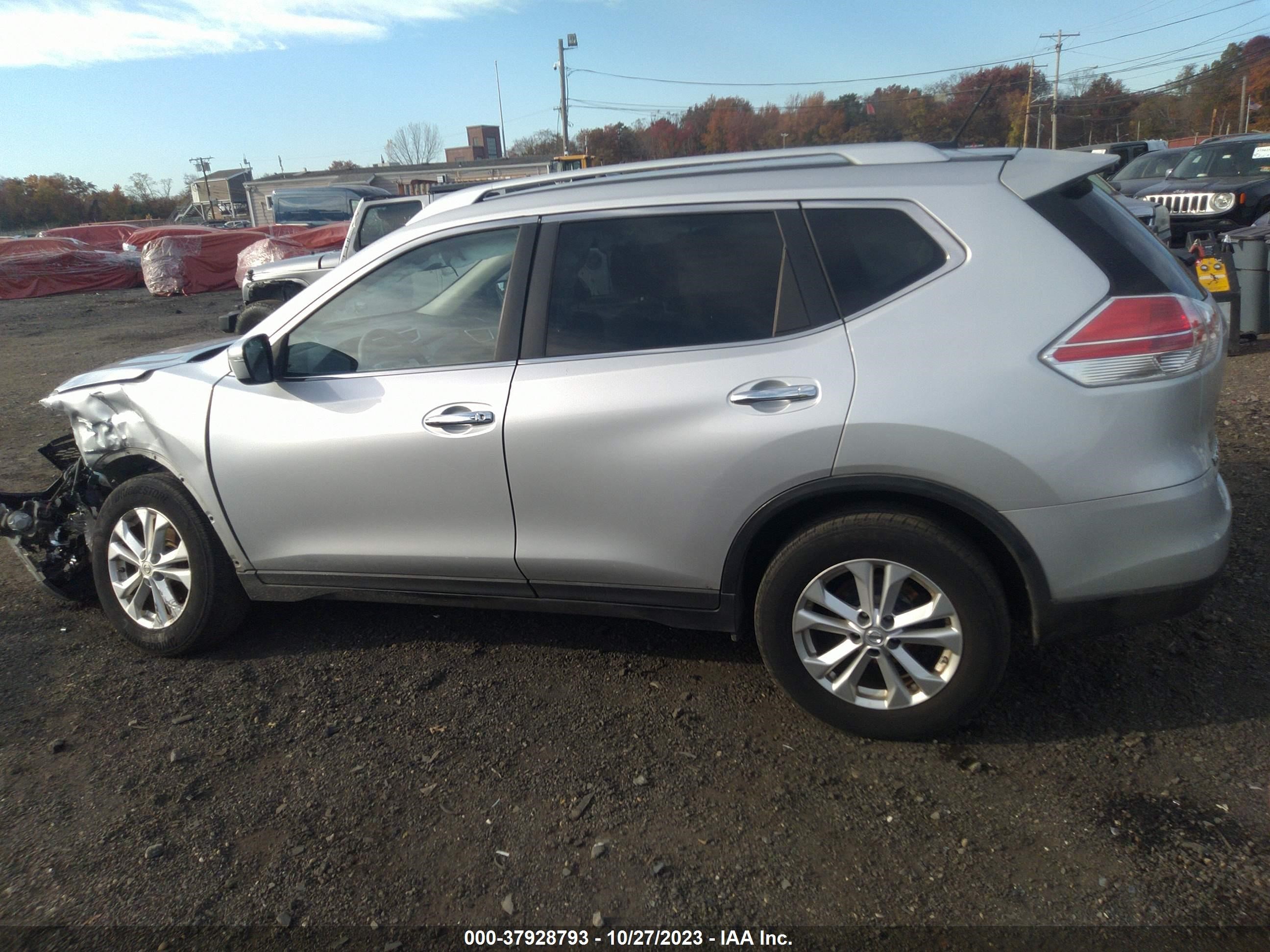 Photo 13 VIN: KNMAT2MV4FP510171 - NISSAN ROGUE 