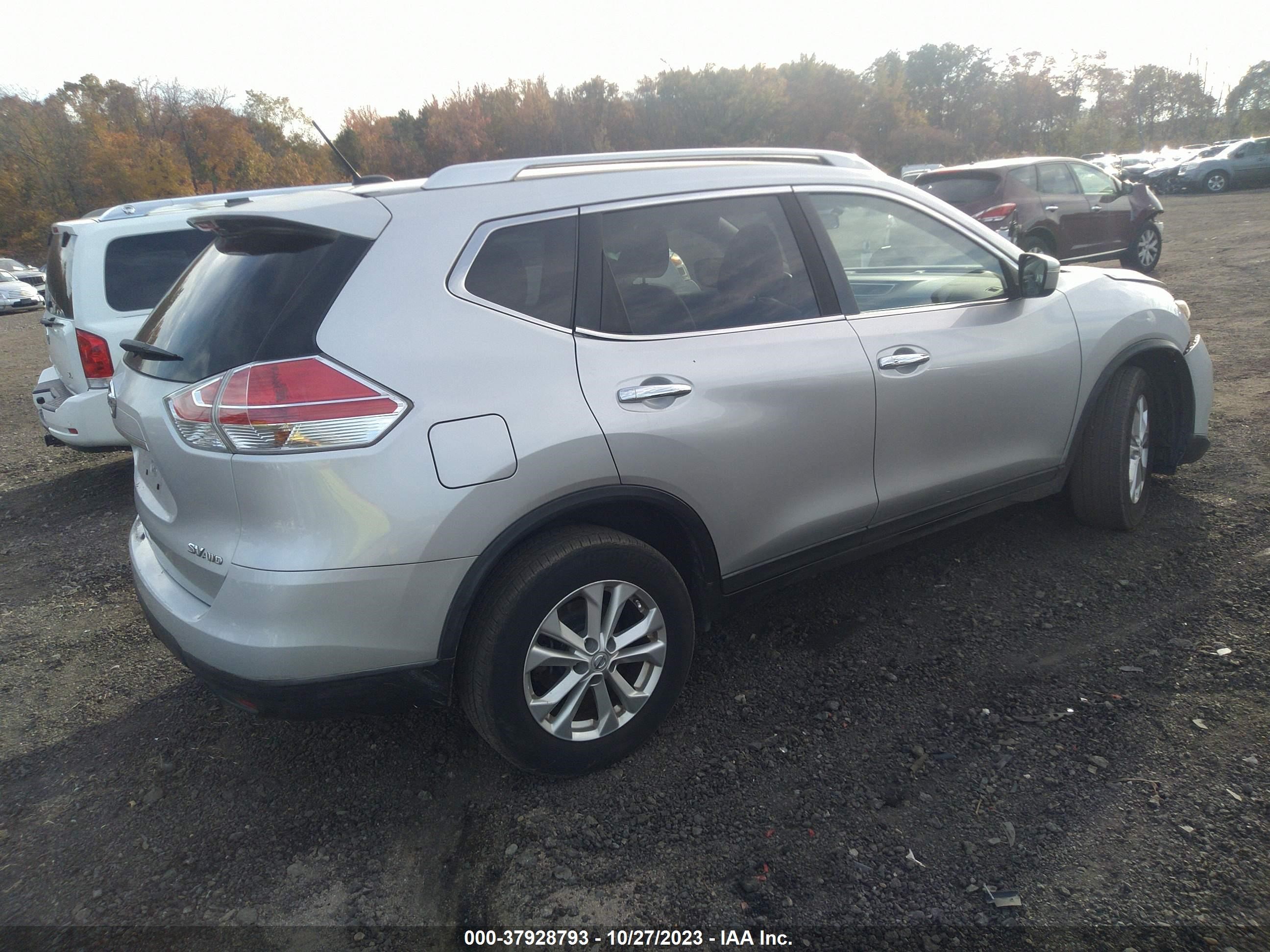 Photo 3 VIN: KNMAT2MV4FP510171 - NISSAN ROGUE 