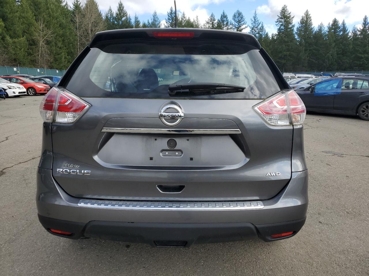 Photo 5 VIN: KNMAT2MV4FP556311 - NISSAN ROGUE 