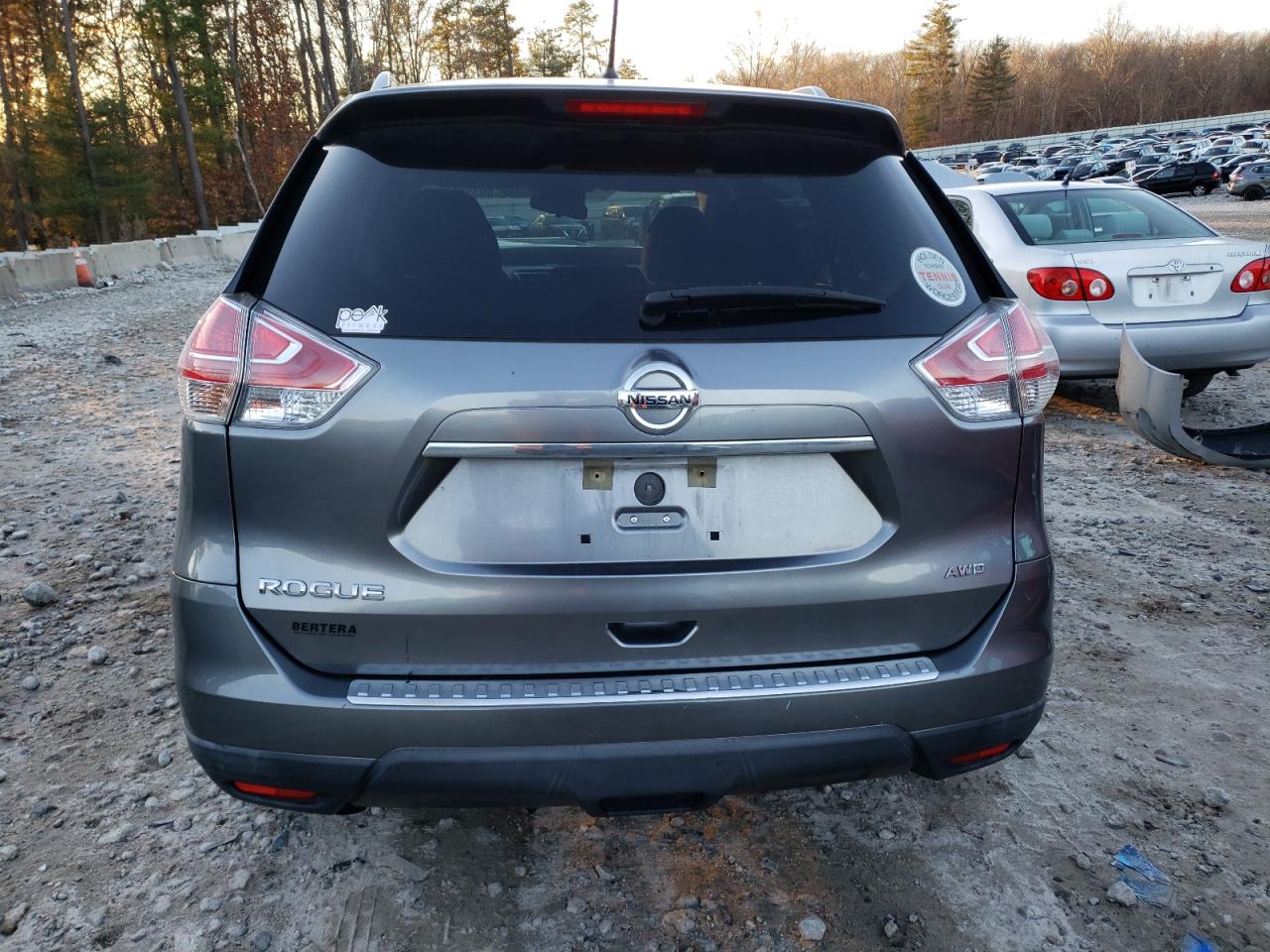 Photo 5 VIN: KNMAT2MV4GP602897 - NISSAN ROGUE 