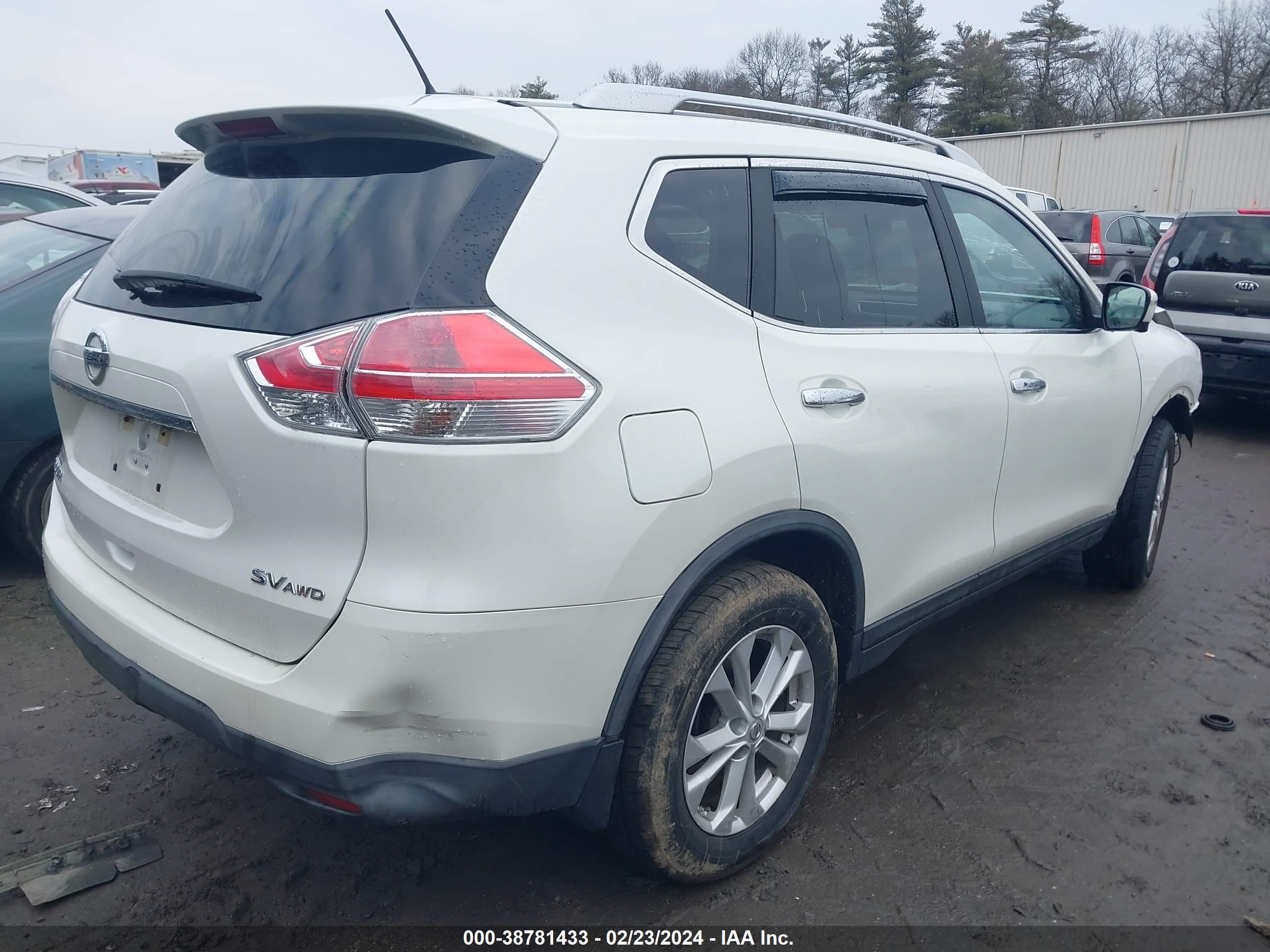 Photo 3 VIN: KNMAT2MV4GP643899 - NISSAN ROGUE 