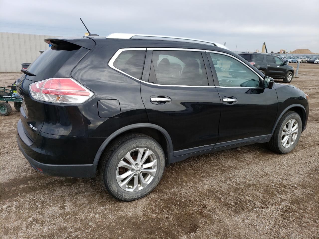 Photo 2 VIN: KNMAT2MV4GP665708 - NISSAN ROGUE 