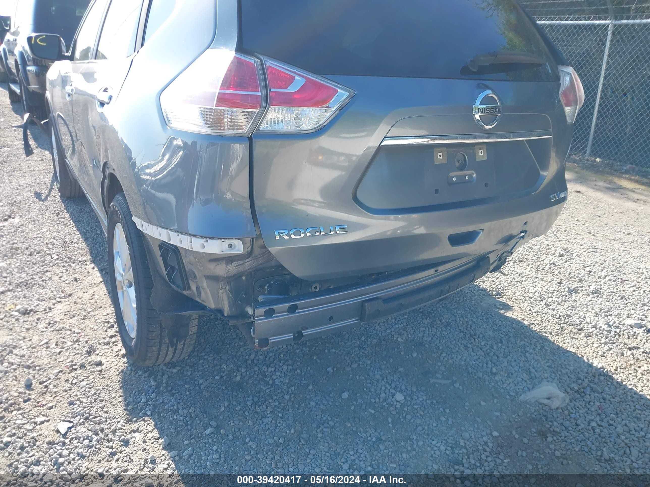 Photo 5 VIN: KNMAT2MV4GP677356 - NISSAN ROGUE 