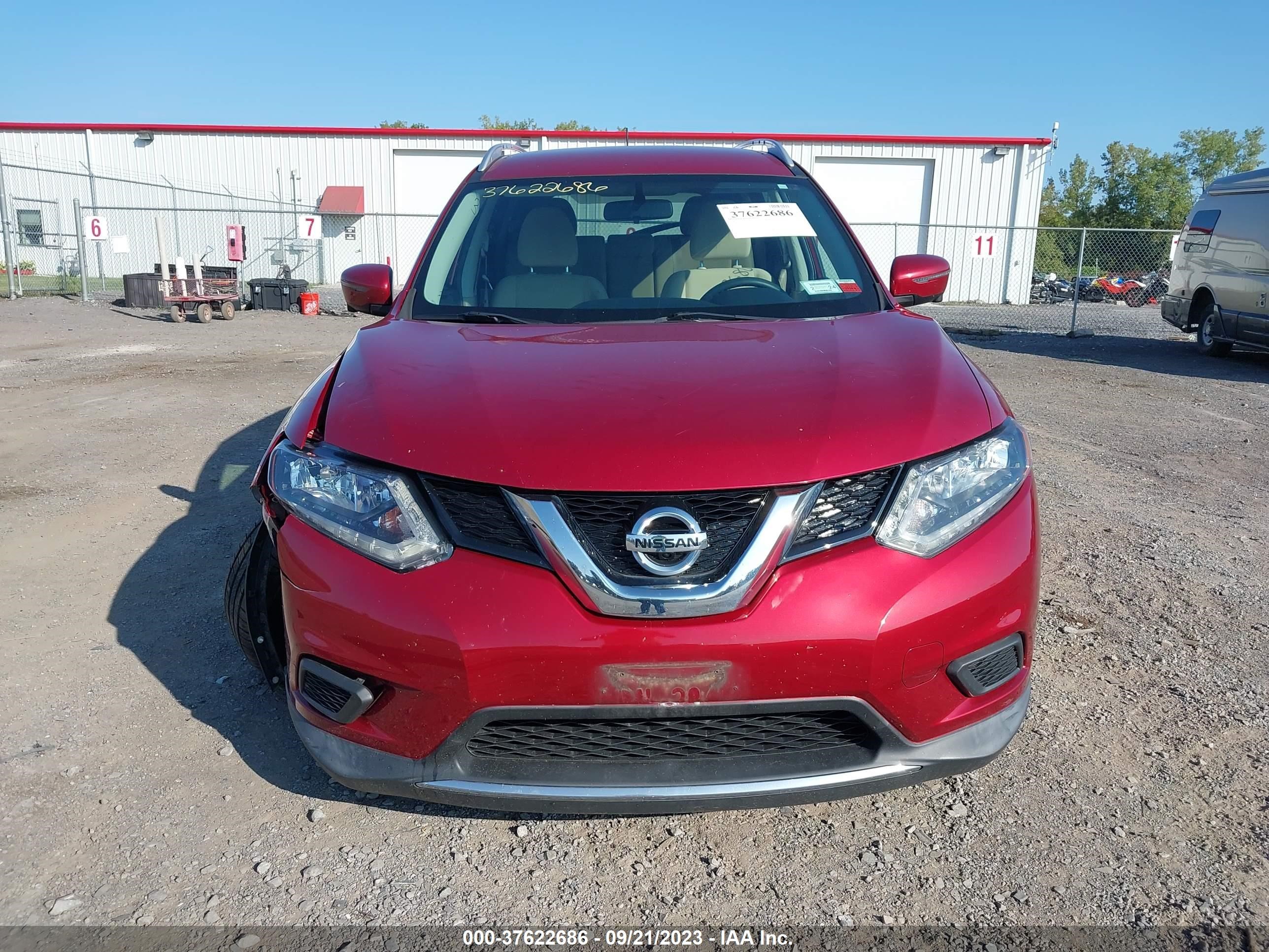 Photo 11 VIN: KNMAT2MV4GP709366 - NISSAN ROGUE 