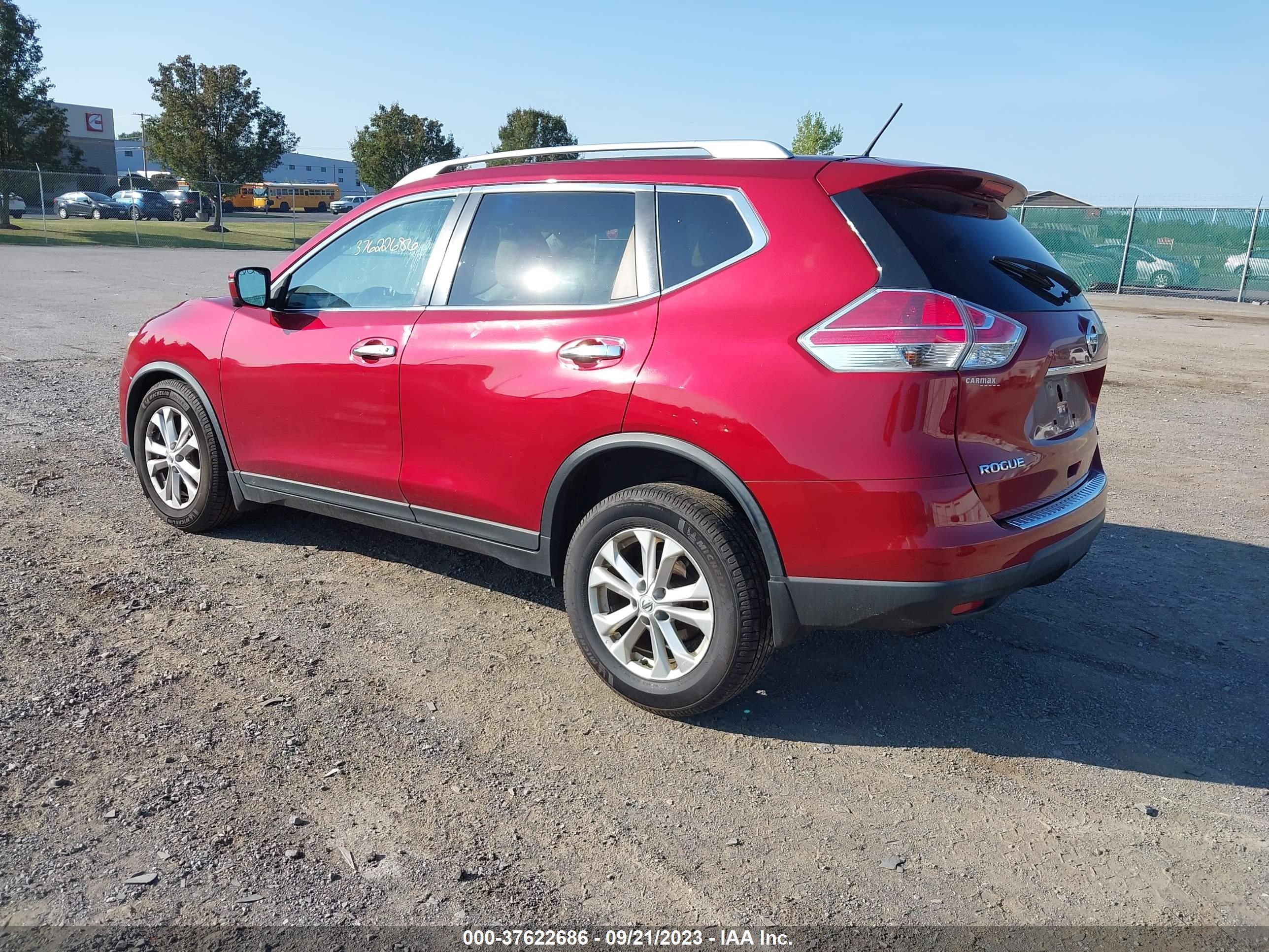 Photo 2 VIN: KNMAT2MV4GP709366 - NISSAN ROGUE 