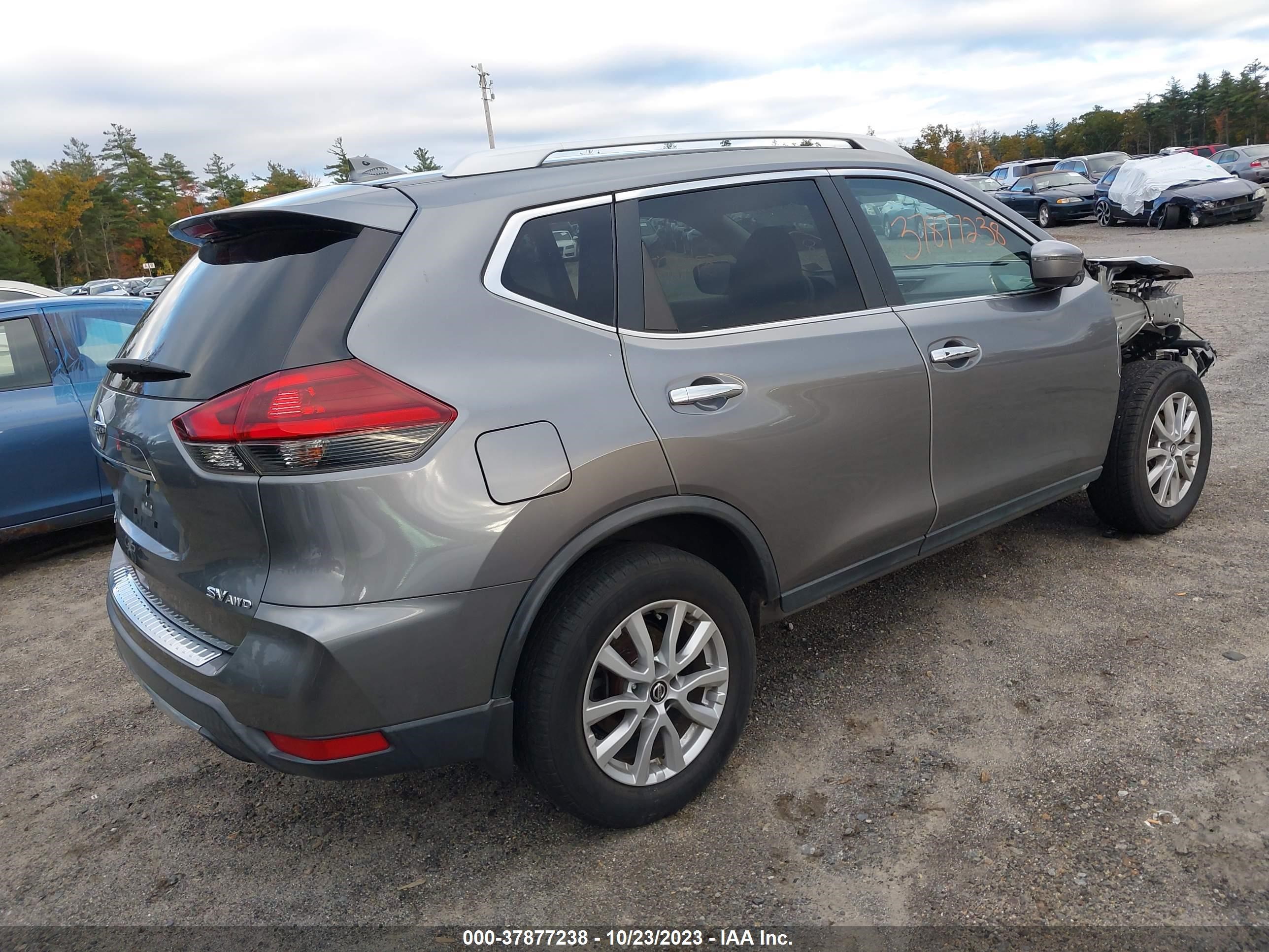 Photo 3 VIN: KNMAT2MV4JP611476 - NISSAN ROGUE 