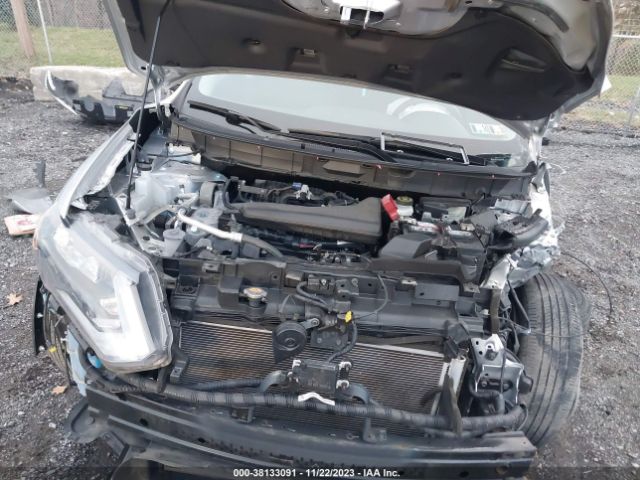 Photo 9 VIN: KNMAT2MV4KP515512 - NISSAN ROGUE 