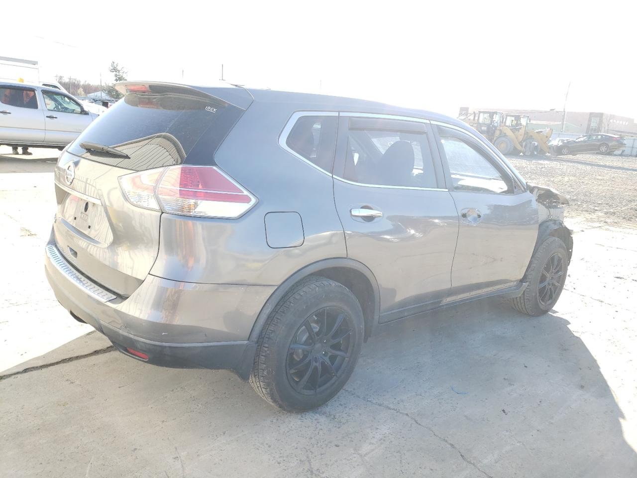 Photo 2 VIN: KNMAT2MV5FP509496 - NISSAN ROGUE 