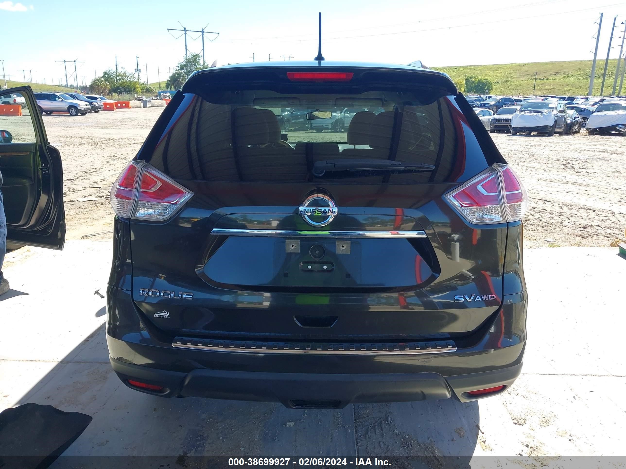 Photo 15 VIN: KNMAT2MV5FP522829 - NISSAN ROGUE 