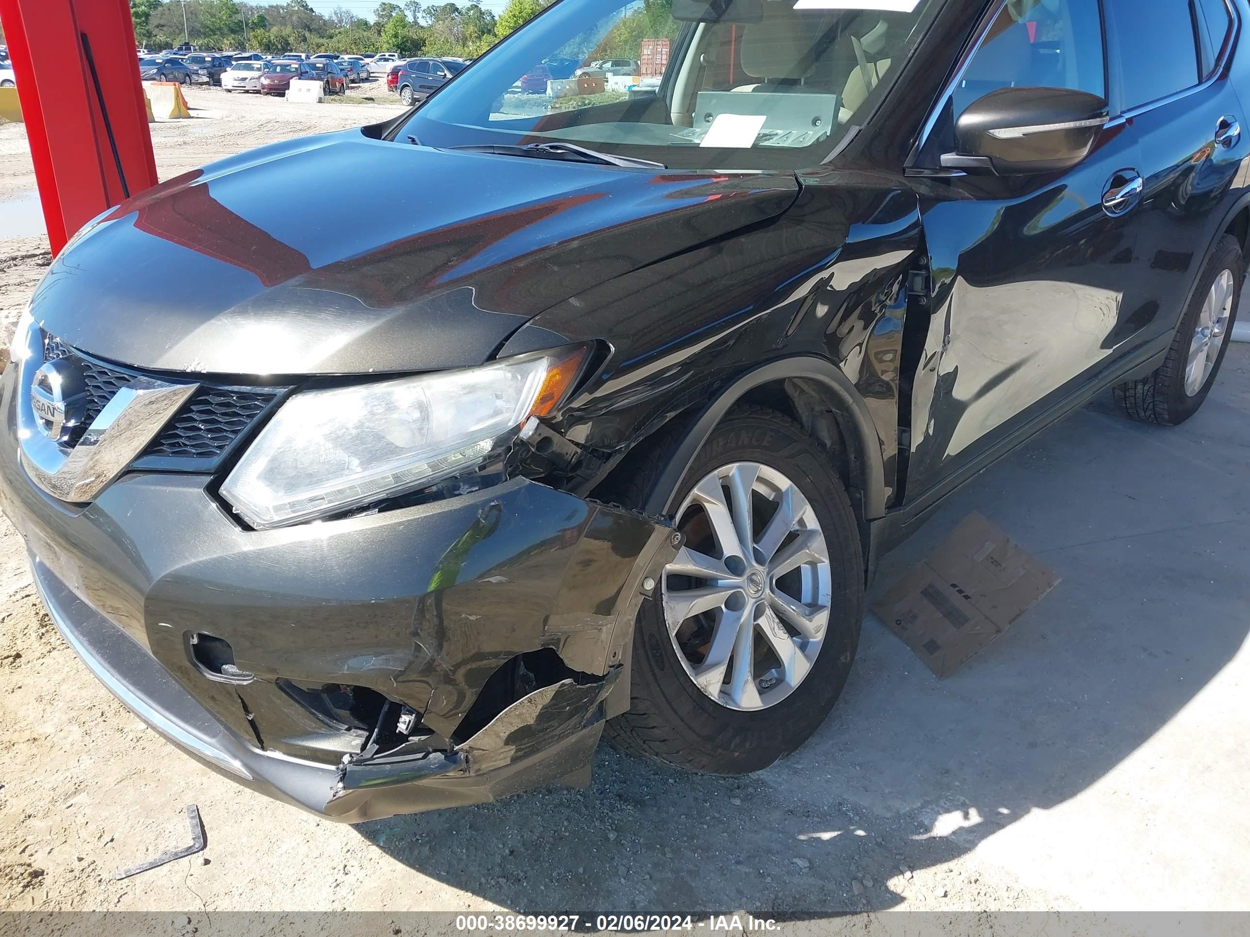 Photo 5 VIN: KNMAT2MV5FP522829 - NISSAN ROGUE 