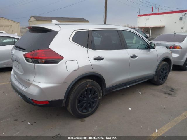 Photo 3 VIN: KNMAT2MV5JP511029 - NISSAN ROGUE 