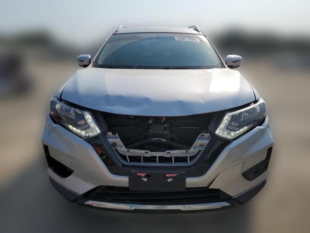 Photo 4 VIN: KNMAT2MV5JP557931 - NISSAN ROGUE 