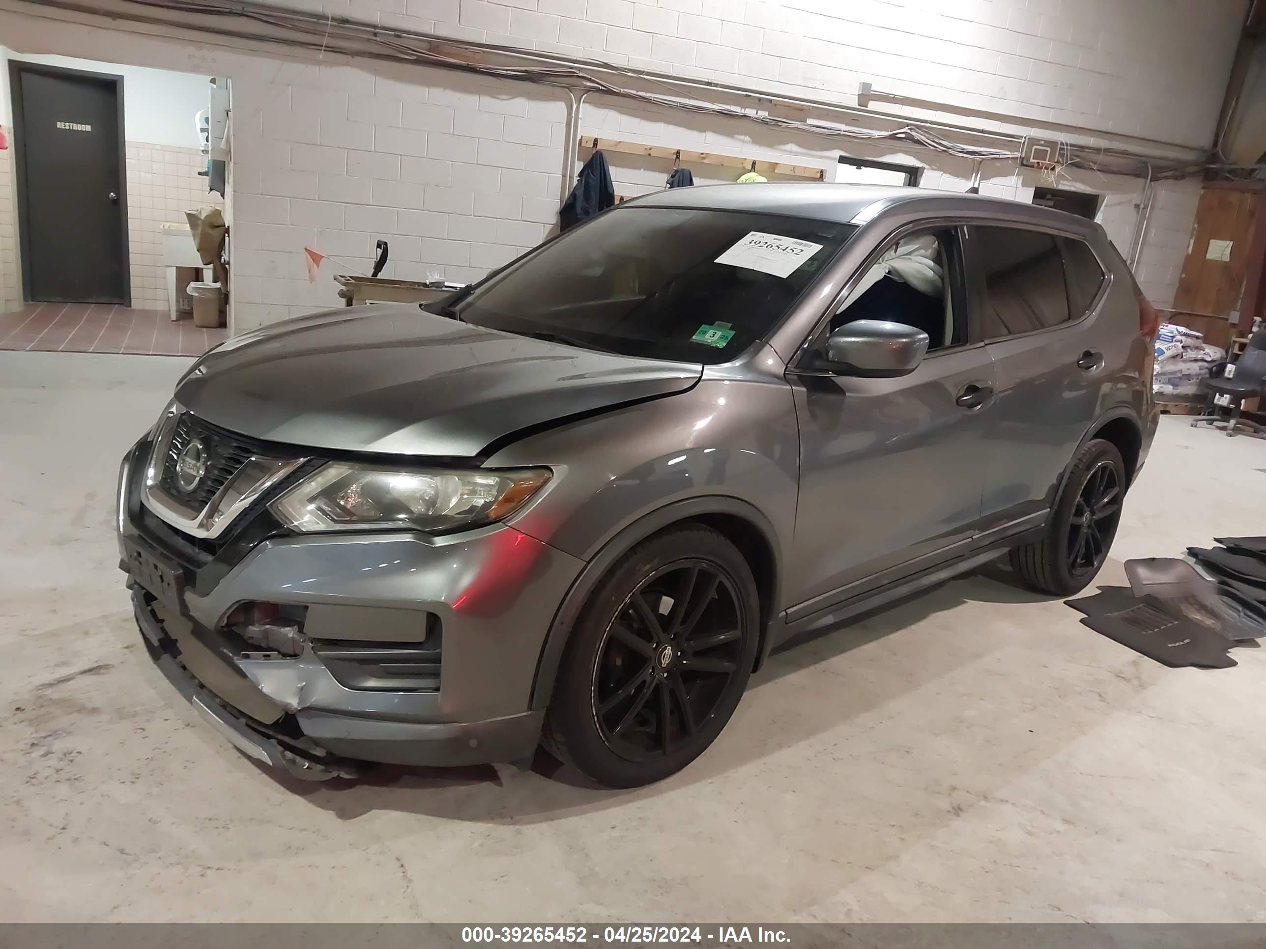 Photo 1 VIN: KNMAT2MV5JP580125 - NISSAN ROGUE 