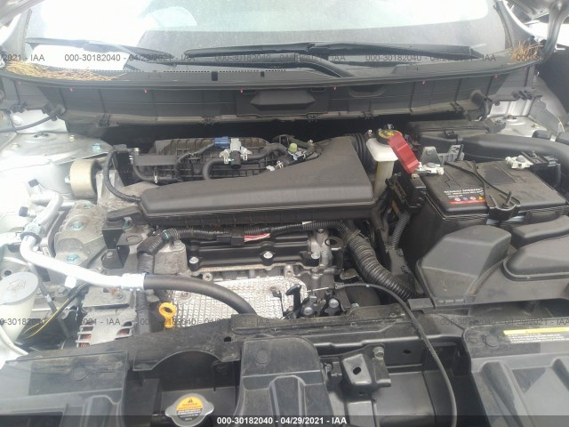 Photo 9 VIN: KNMAT2MV5JP581744 - NISSAN ROGUE 