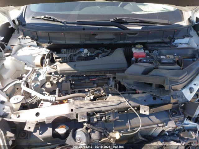 Photo 9 VIN: KNMAT2MV5KP520914 - NISSAN ROGUE 