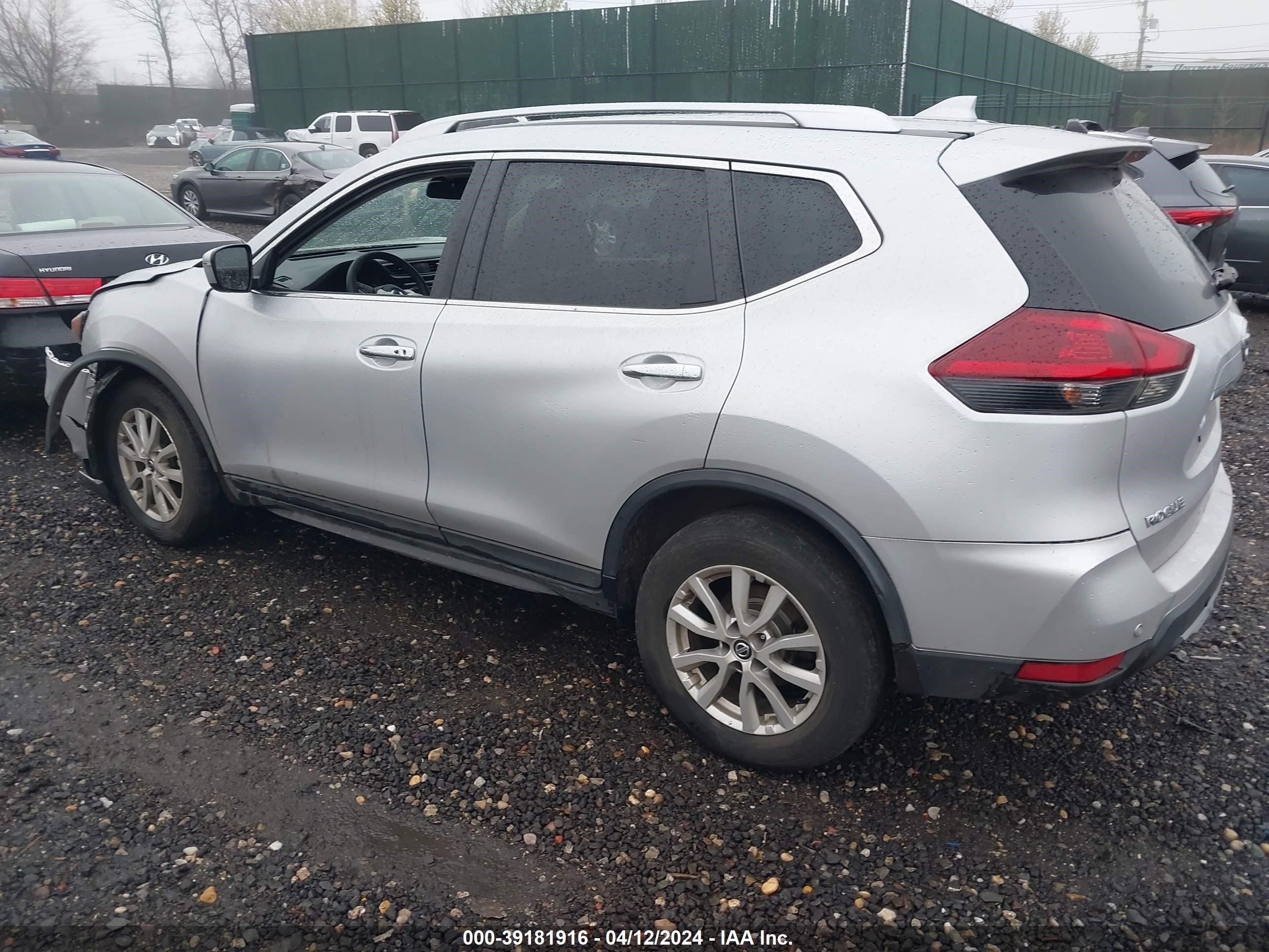 Photo 2 VIN: KNMAT2MV5LP522549 - NISSAN ROGUE 